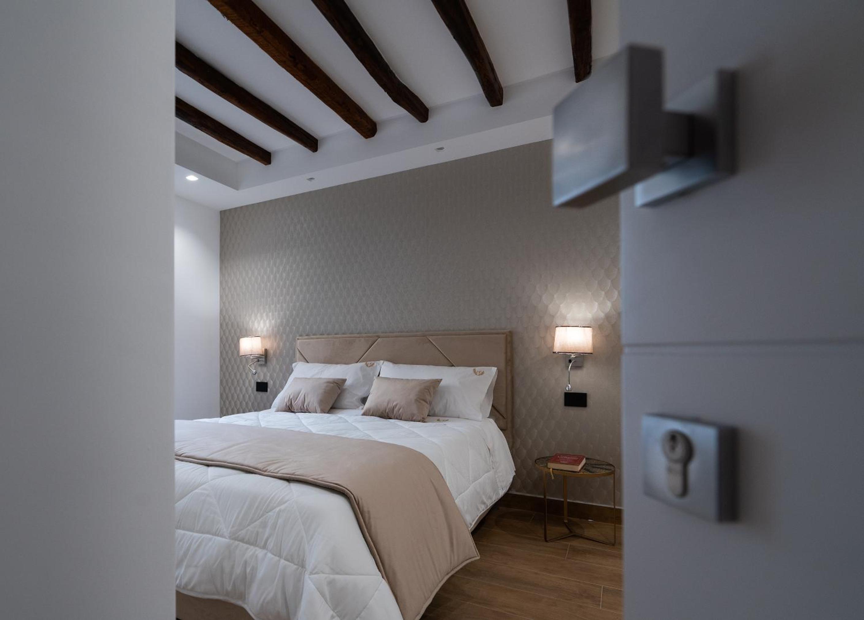 Sofi' Center Rooms