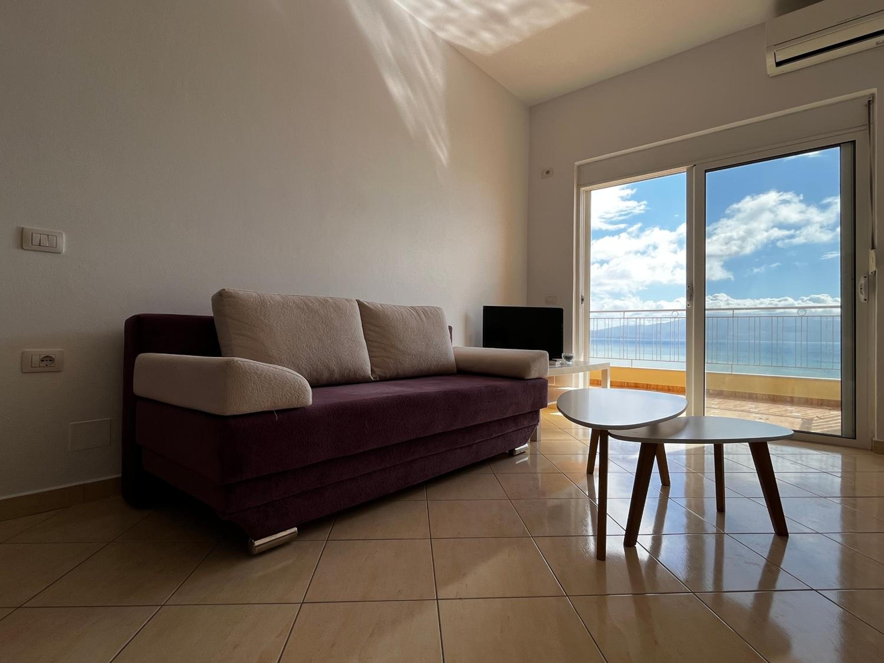 Luxury King and Queen apartment for Royal Holiday