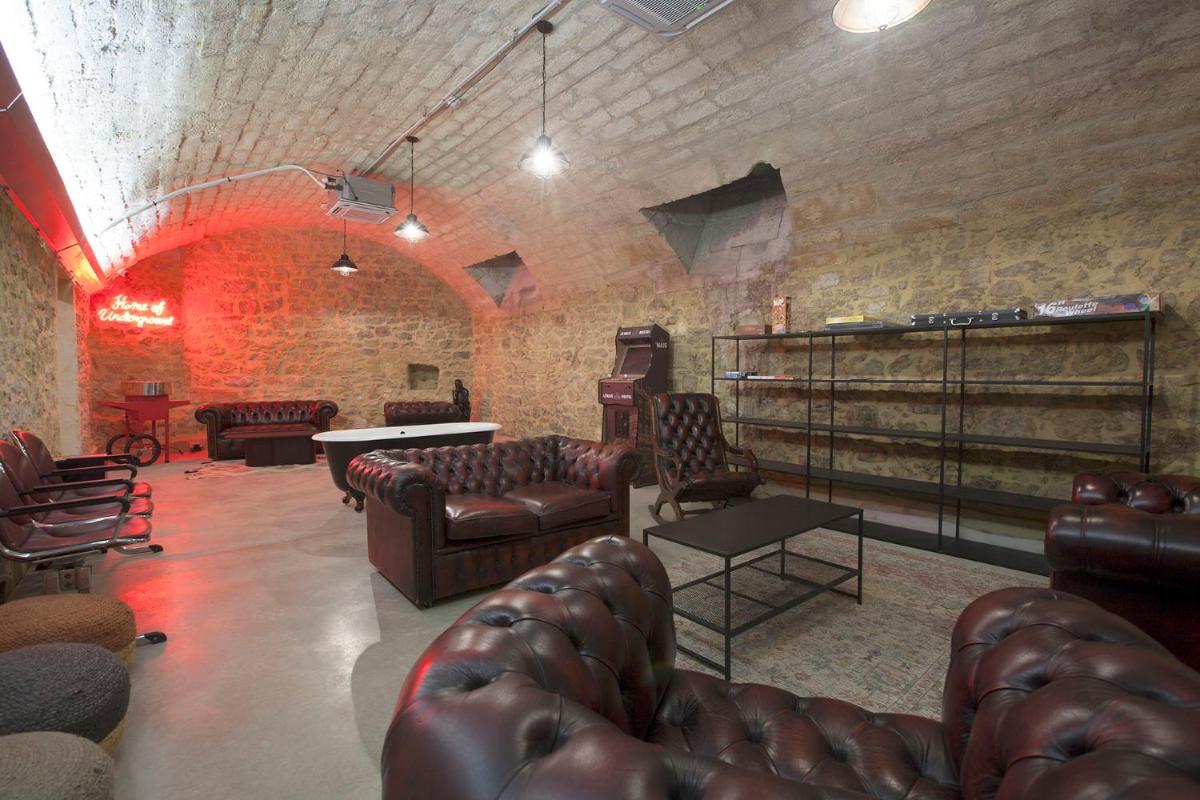 Montpellier Vacations - Le Maje Hostel - Property Image 13