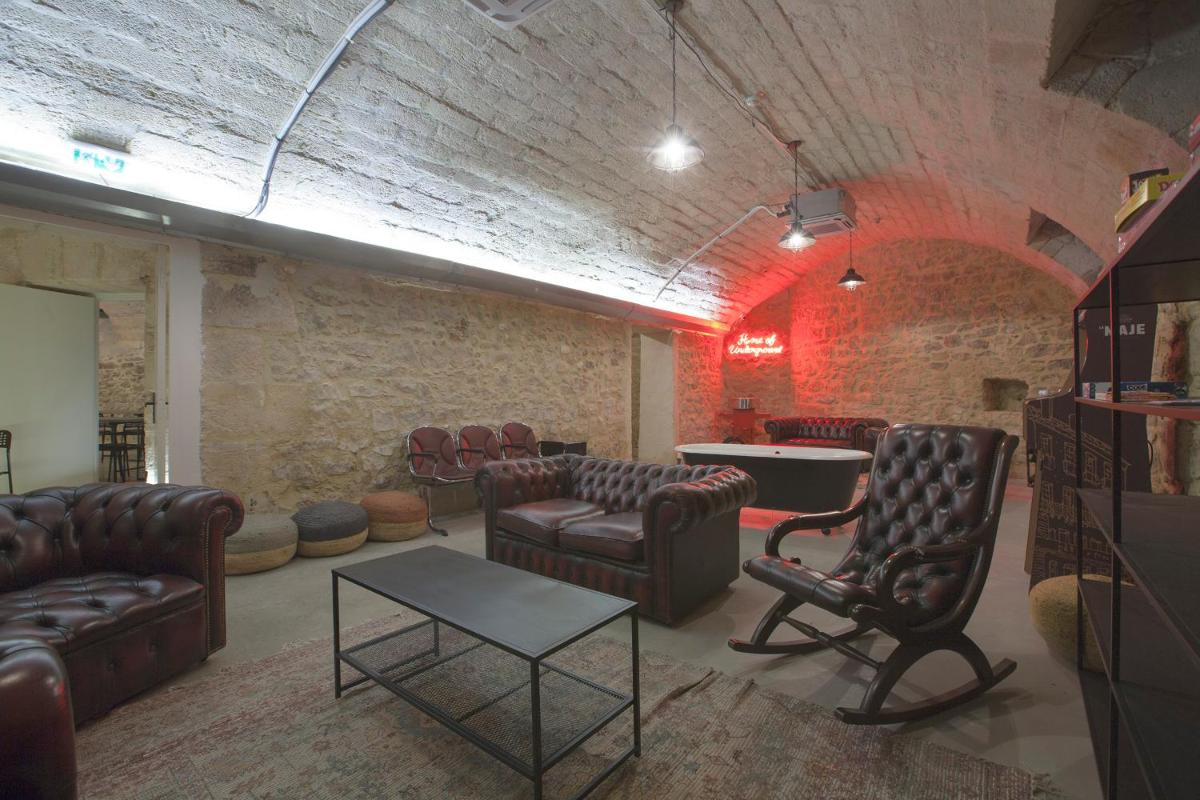Montpellier Vacations - Le Maje Hostel - Property Image 14