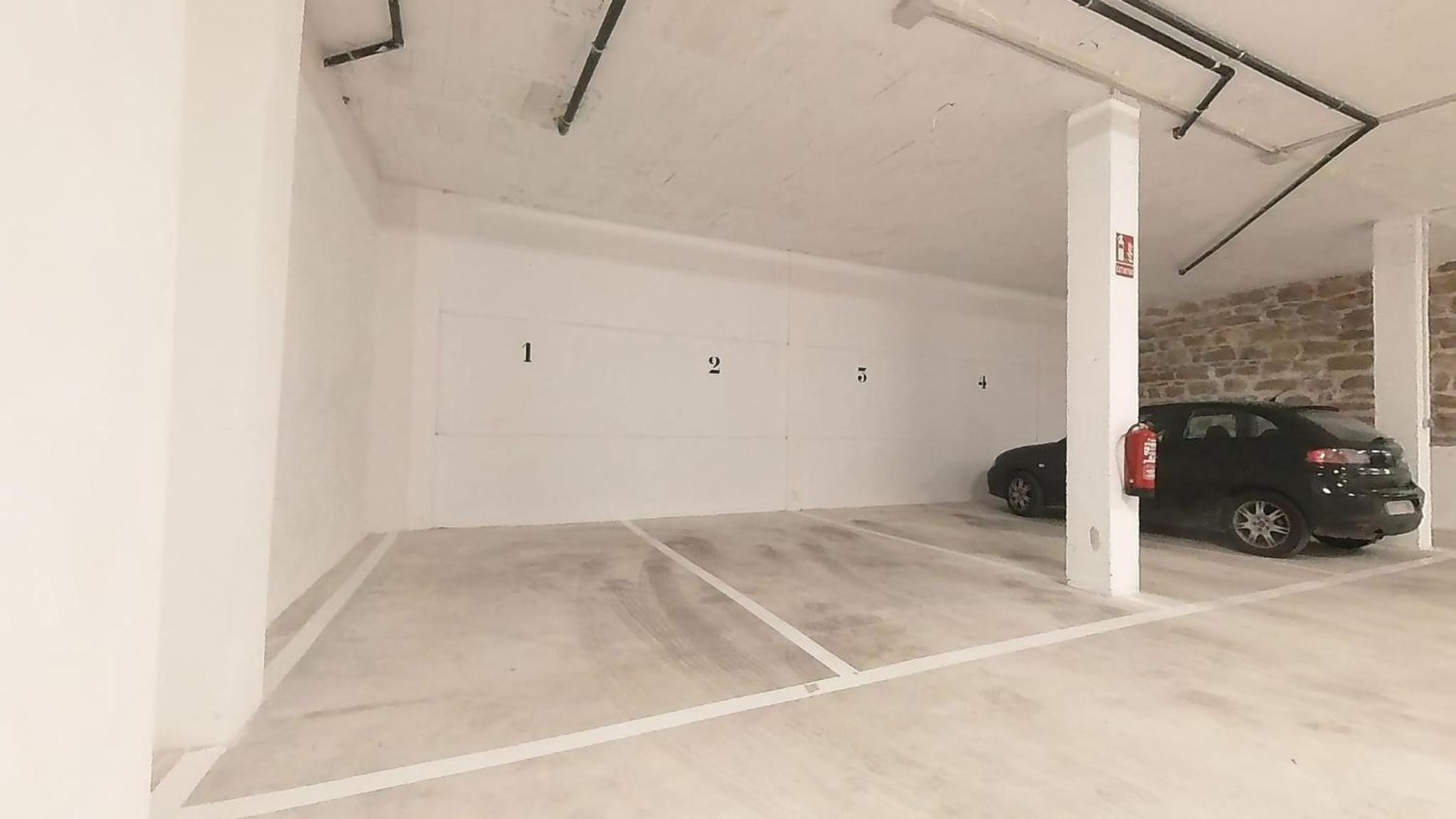 Alojamiento Los naranjos con Piscina y Parking gratuito