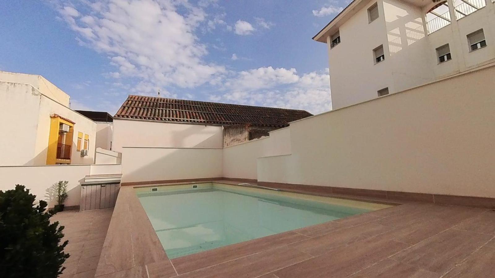 Alojamiento Los naranjos con Piscina y Parking gratuito