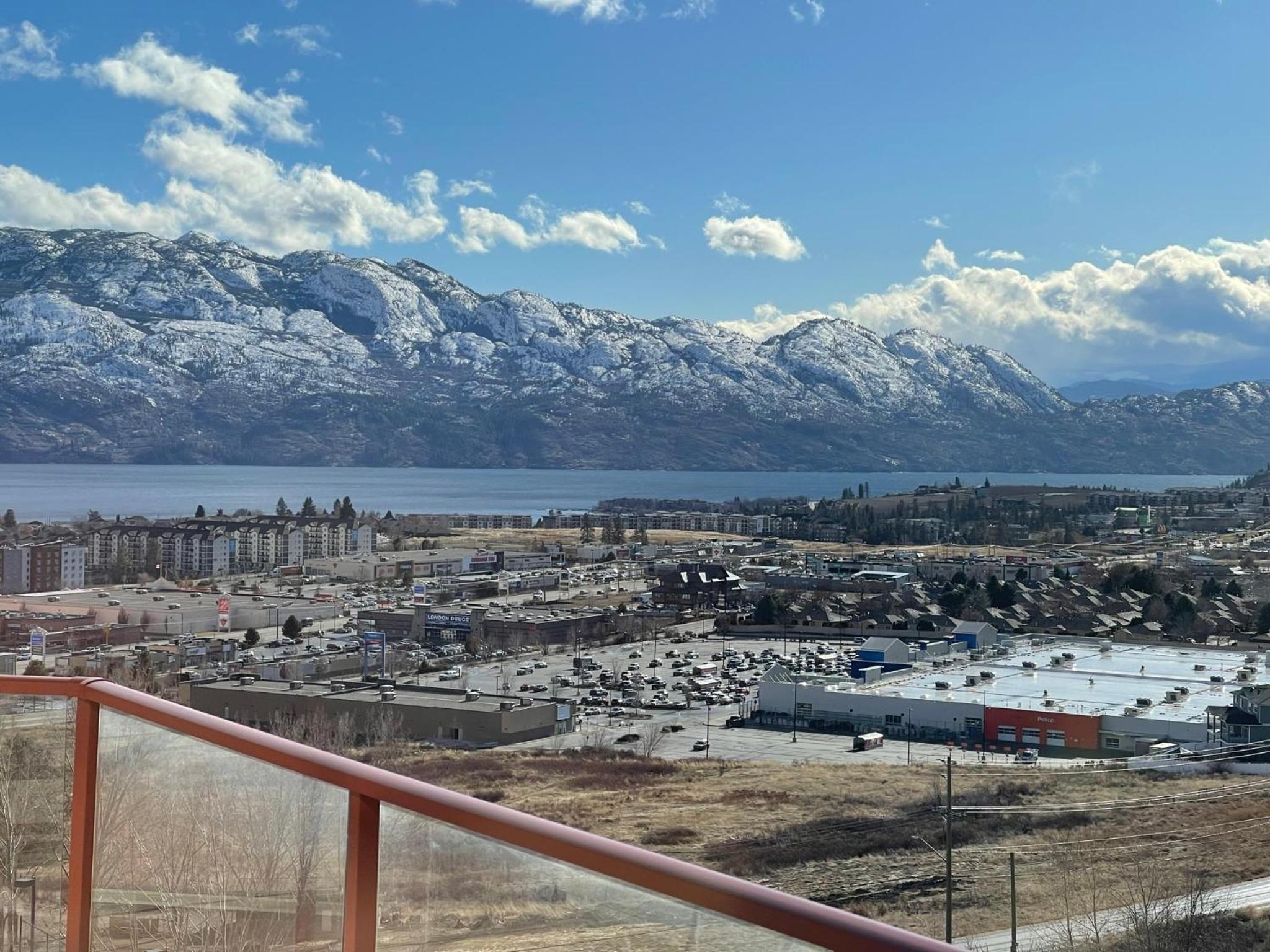 Stay In The Okanagan - Copper Sky, West Kelowna