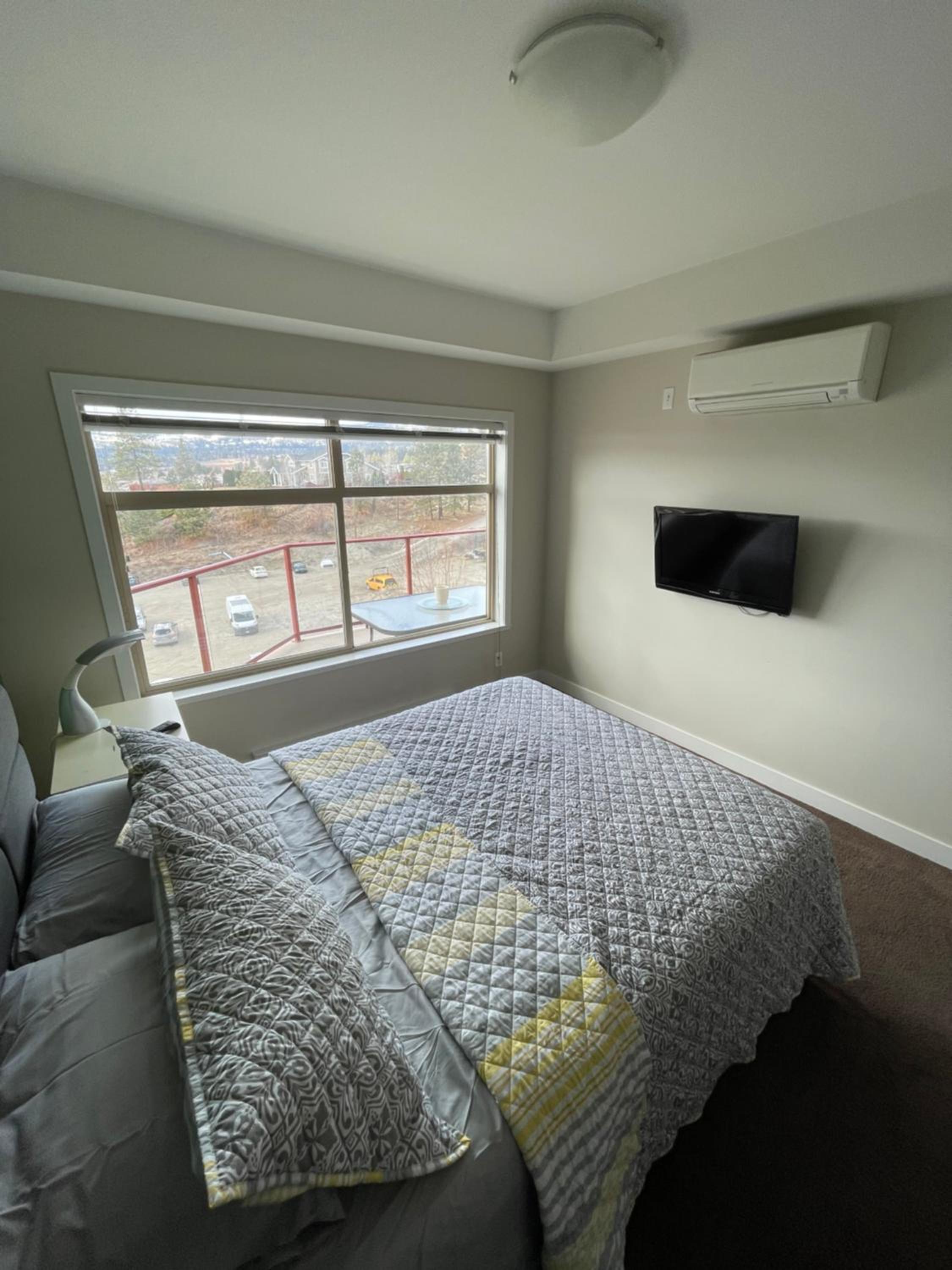 Stay In The Okanagan - Copper Sky, West Kelowna