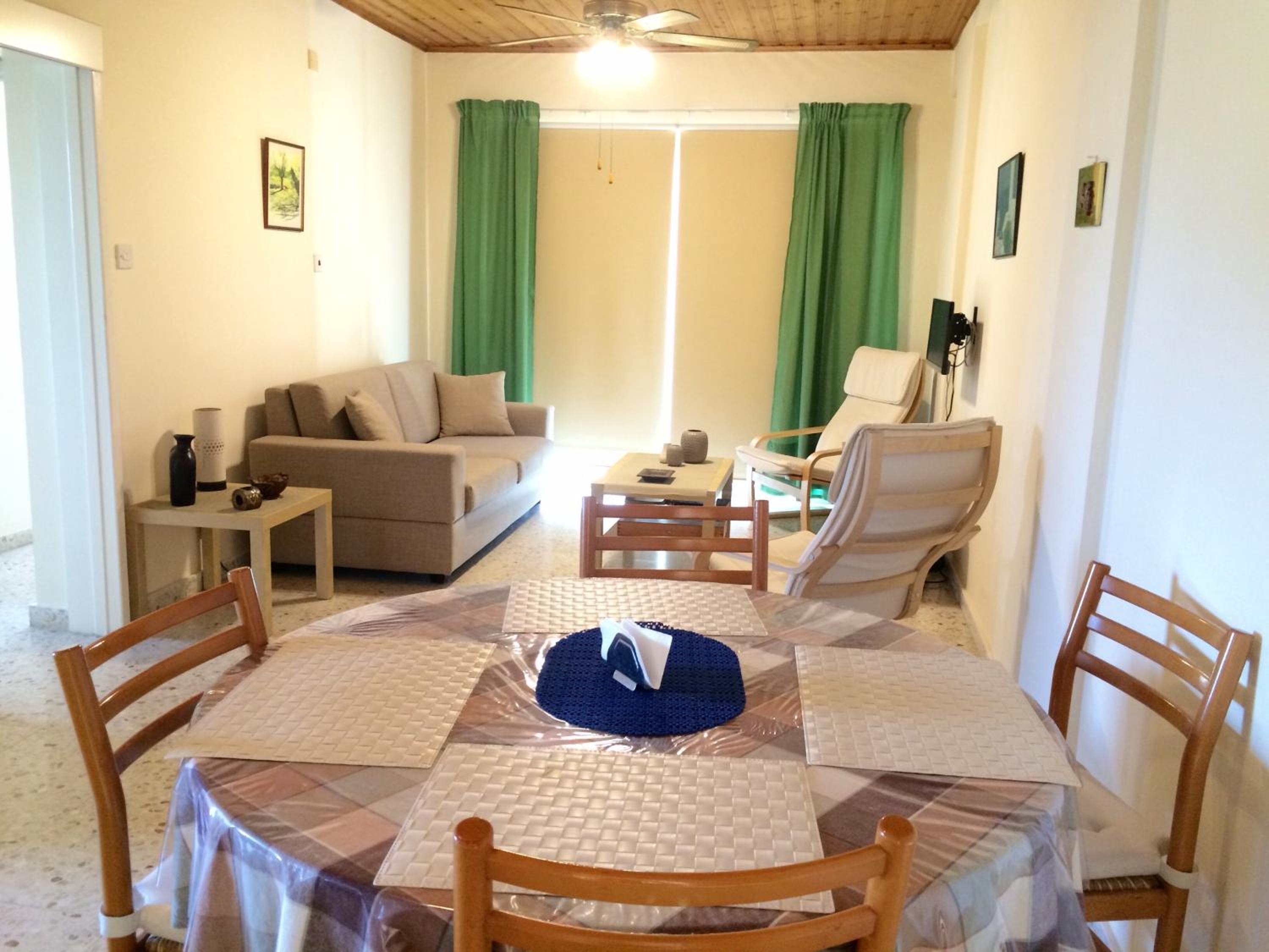 Himonas Apartments