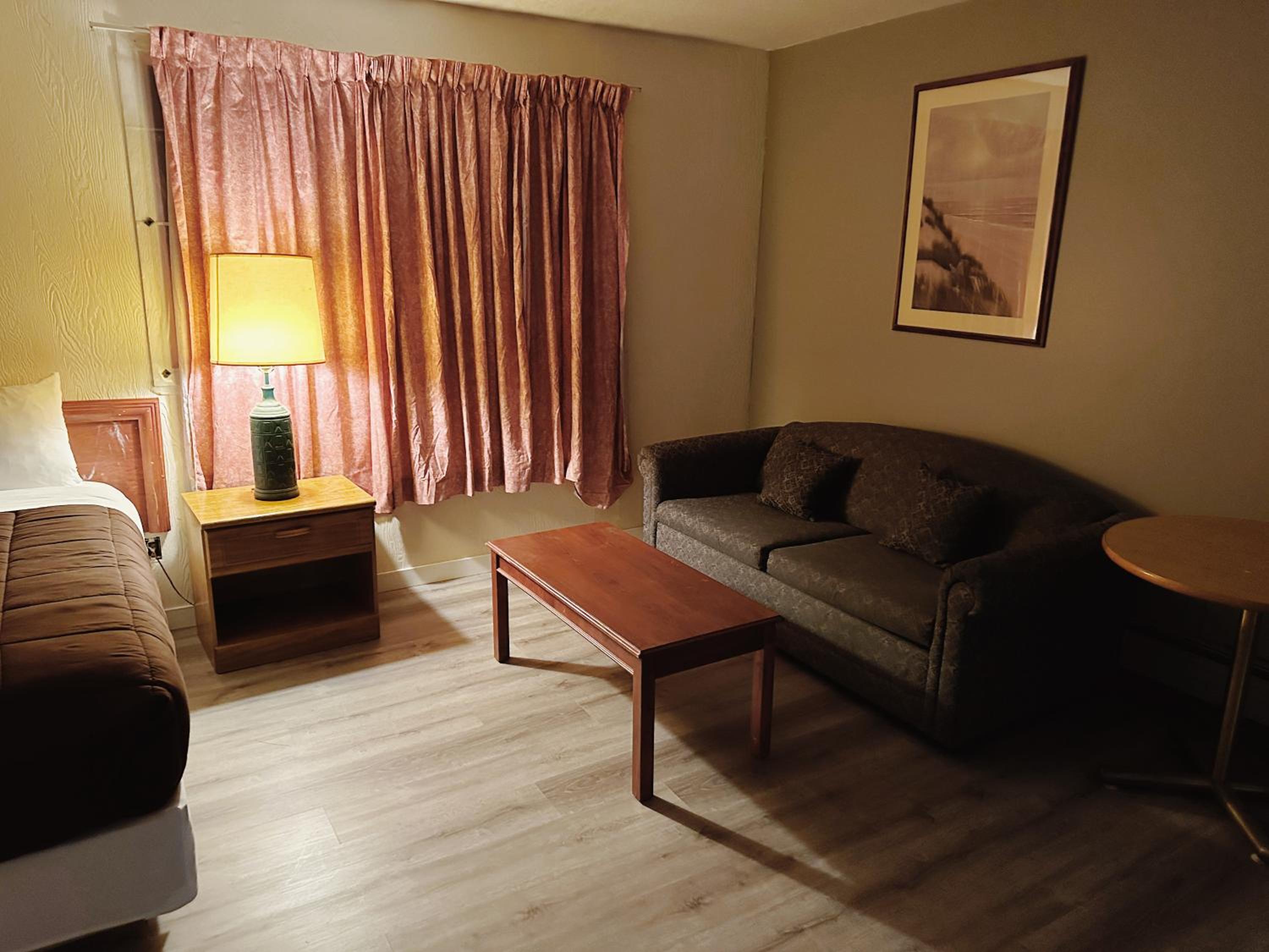 Uptown Motel