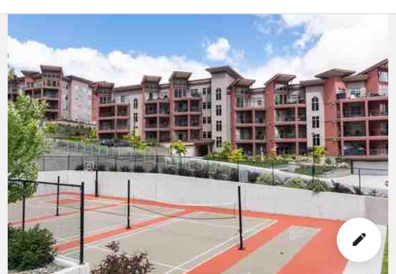 Stay In The Okanagan - Copper Sky, West Kelowna