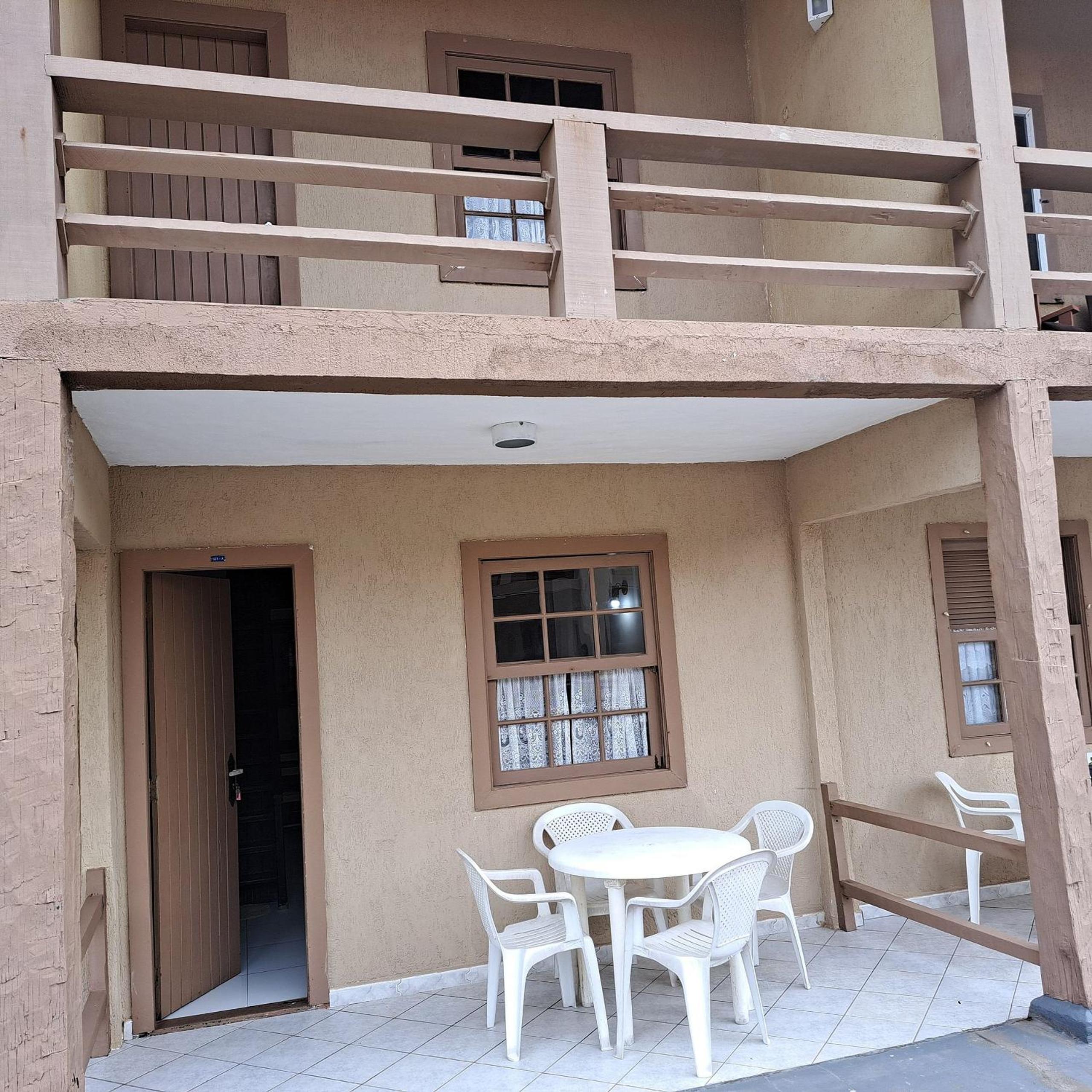 Casa espaçosa à beira-mar Peró Cabo Frio RJ