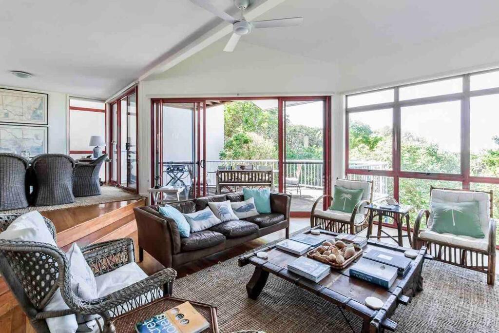 Castaways Beach House Noosa