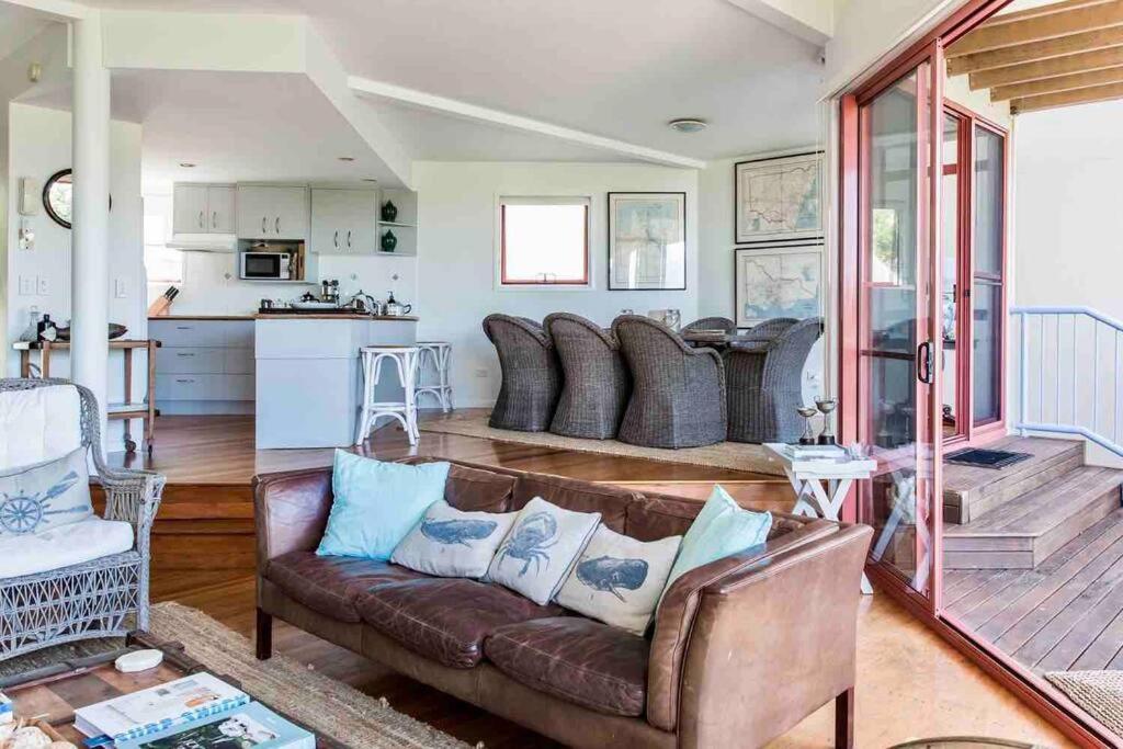 Castaways Beach House Noosa