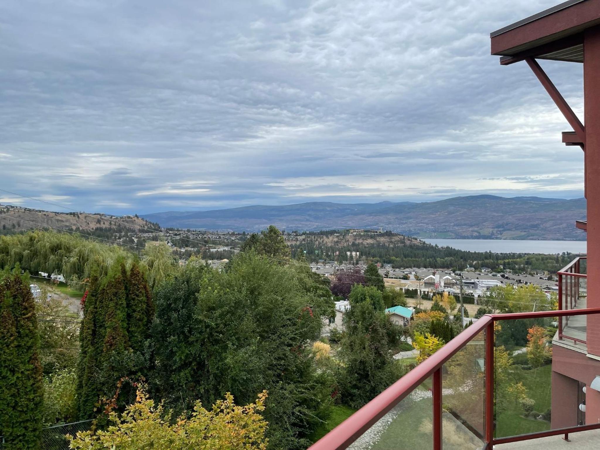 Stay In The Okanagan - Copper Sky, West Kelowna