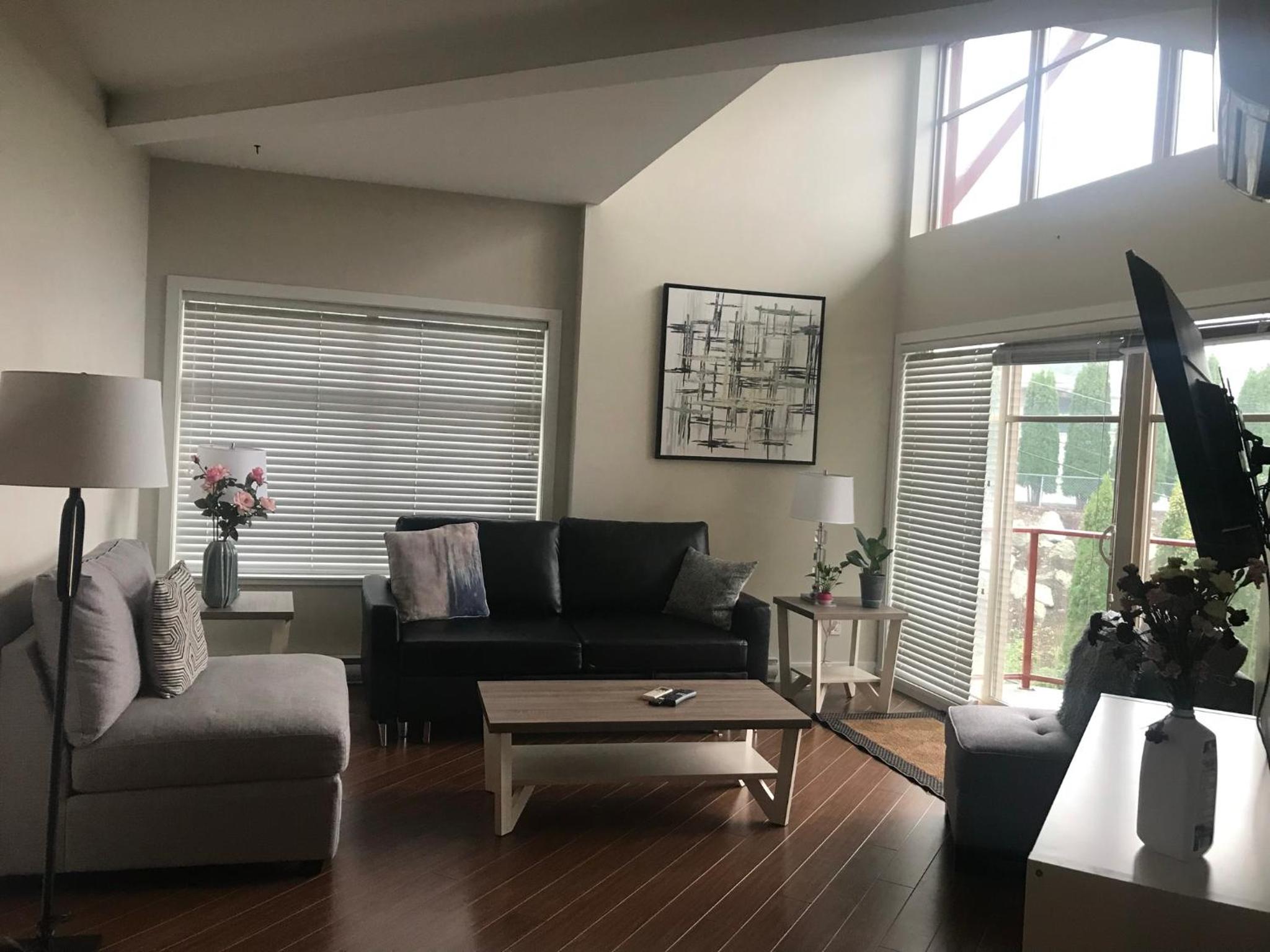 Stay In The Okanagan - Copper Sky, West Kelowna
