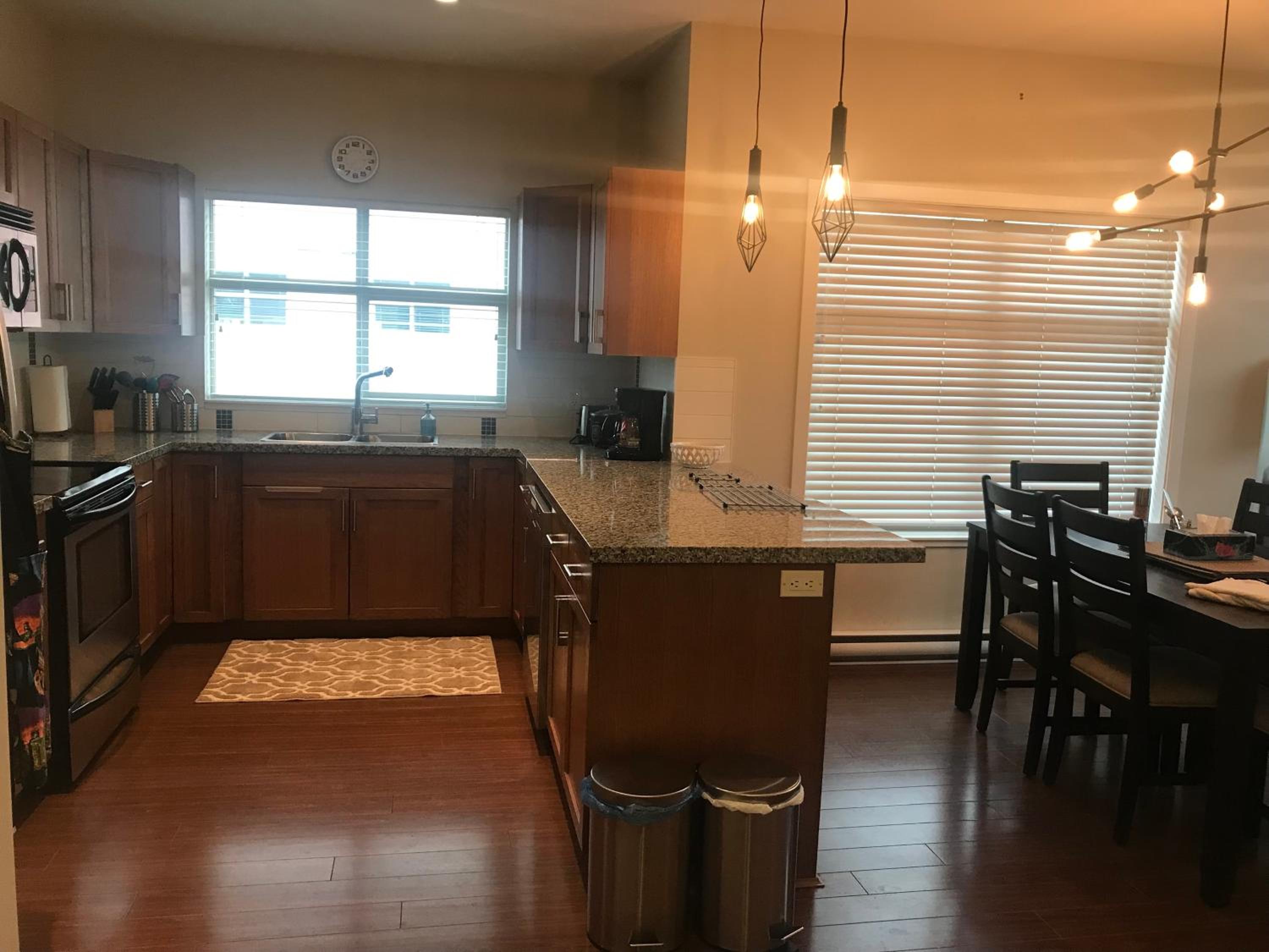 Stay In The Okanagan - Copper Sky, West Kelowna