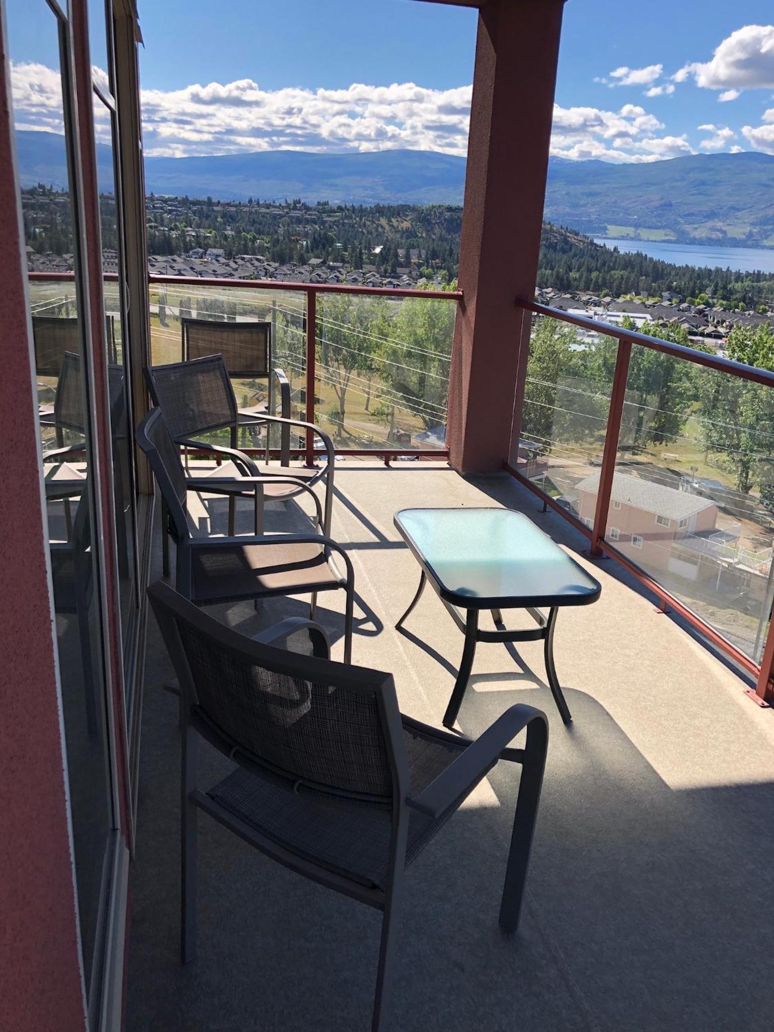 Stay In The Okanagan - Copper Sky, West Kelowna