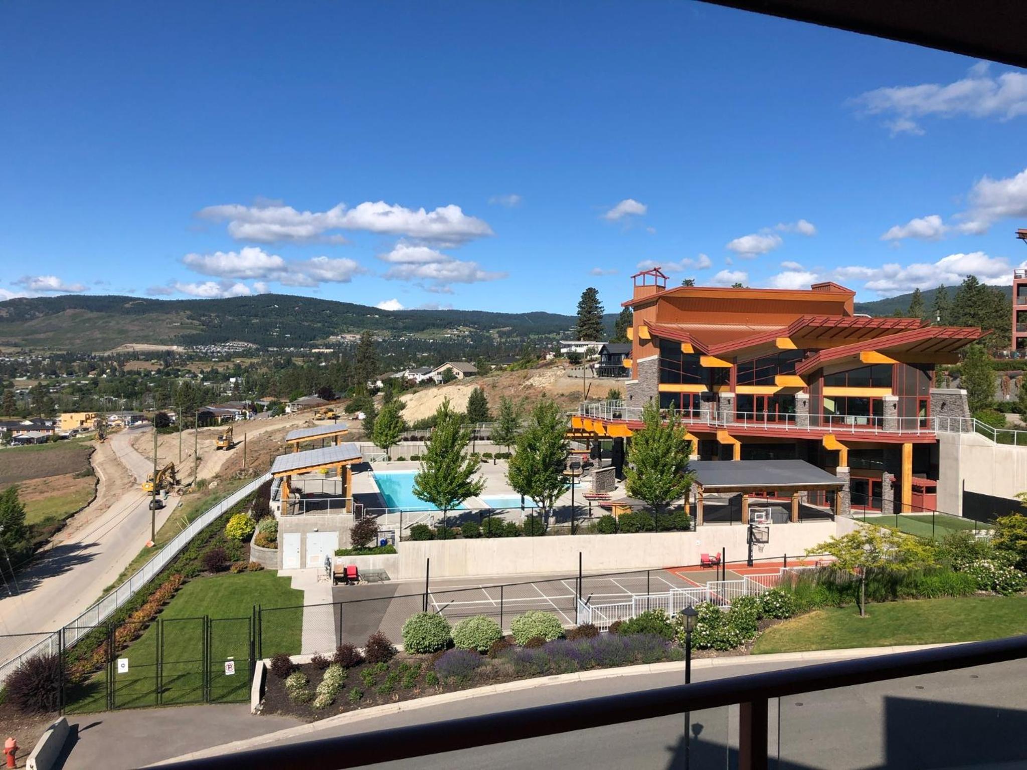 Stay In The Okanagan - Copper Sky, West Kelowna