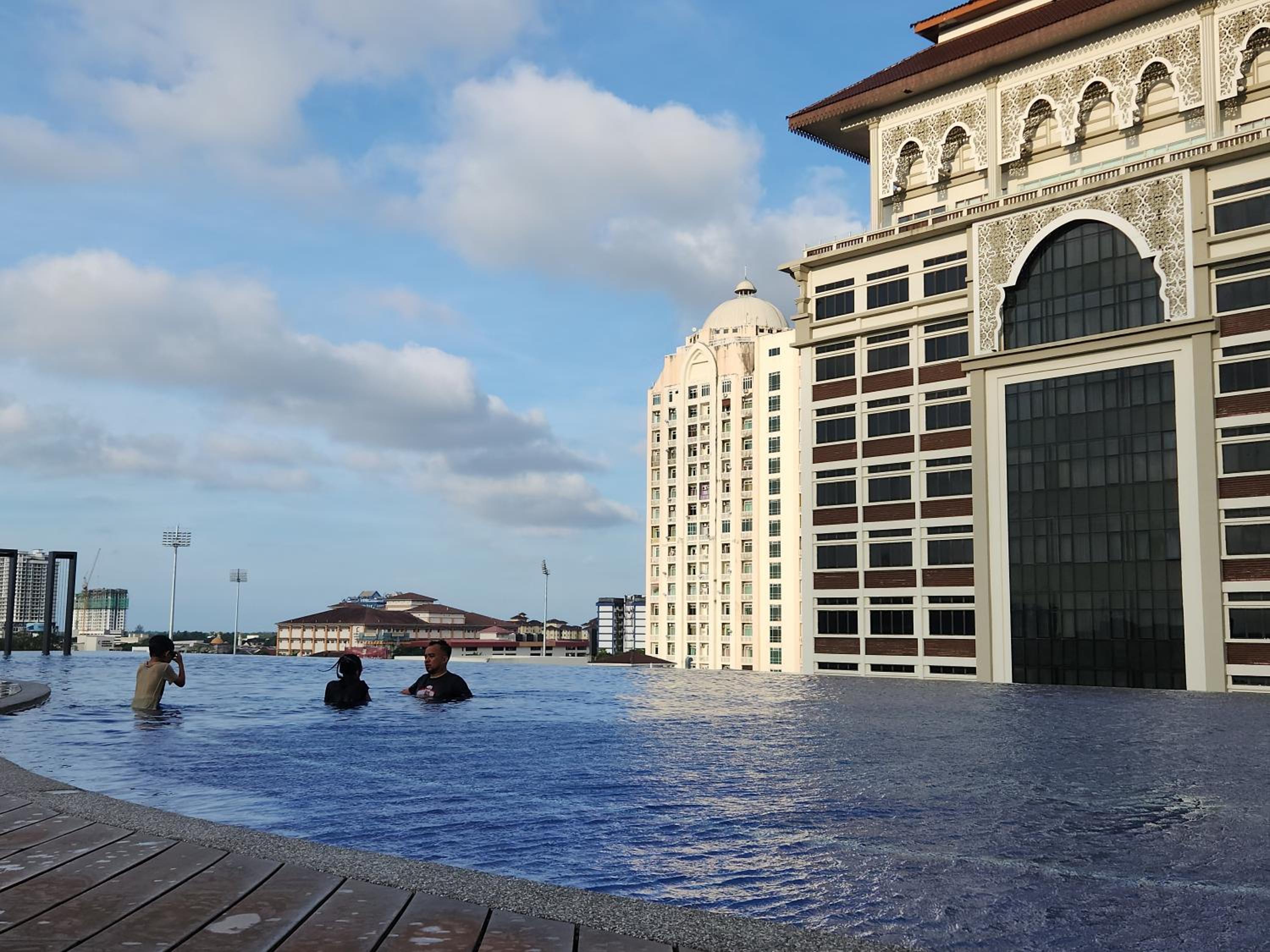 Nusa Luxurious Suite