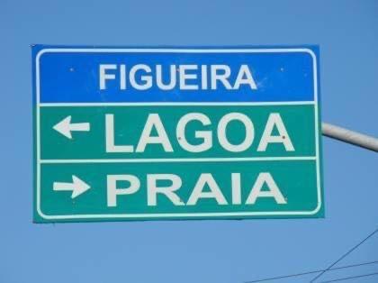 CASAS DUPLEX 2 QUARTOS na beira da praia de Figueira - Arraial do Cabo - RJ - Máx 5 hóspedes com 2 suítes, ou Máx 7 Hóspedes com sala de TV e churrasqueira