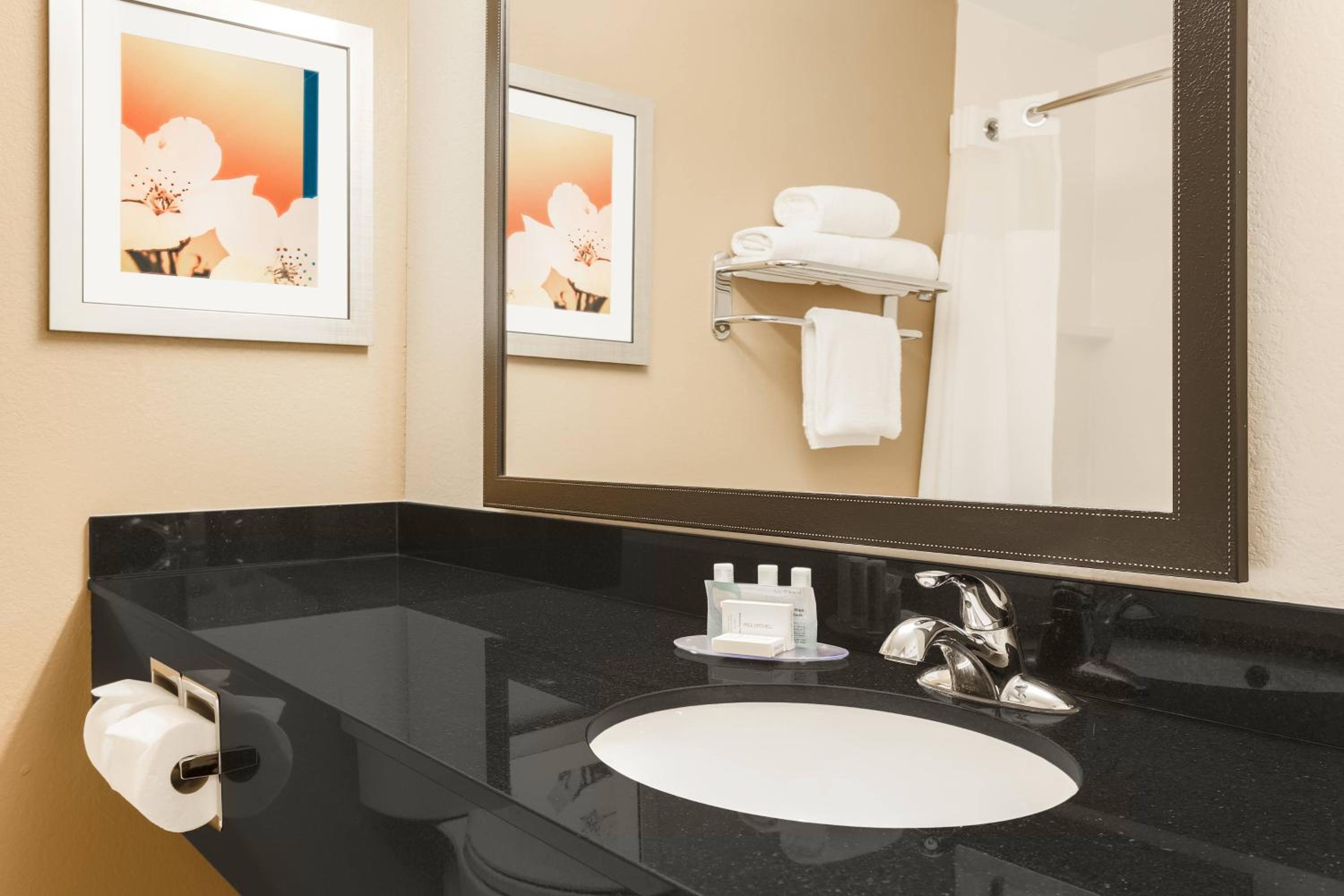 Fairfield Inn  Suites Houston Humble - Property Image 6