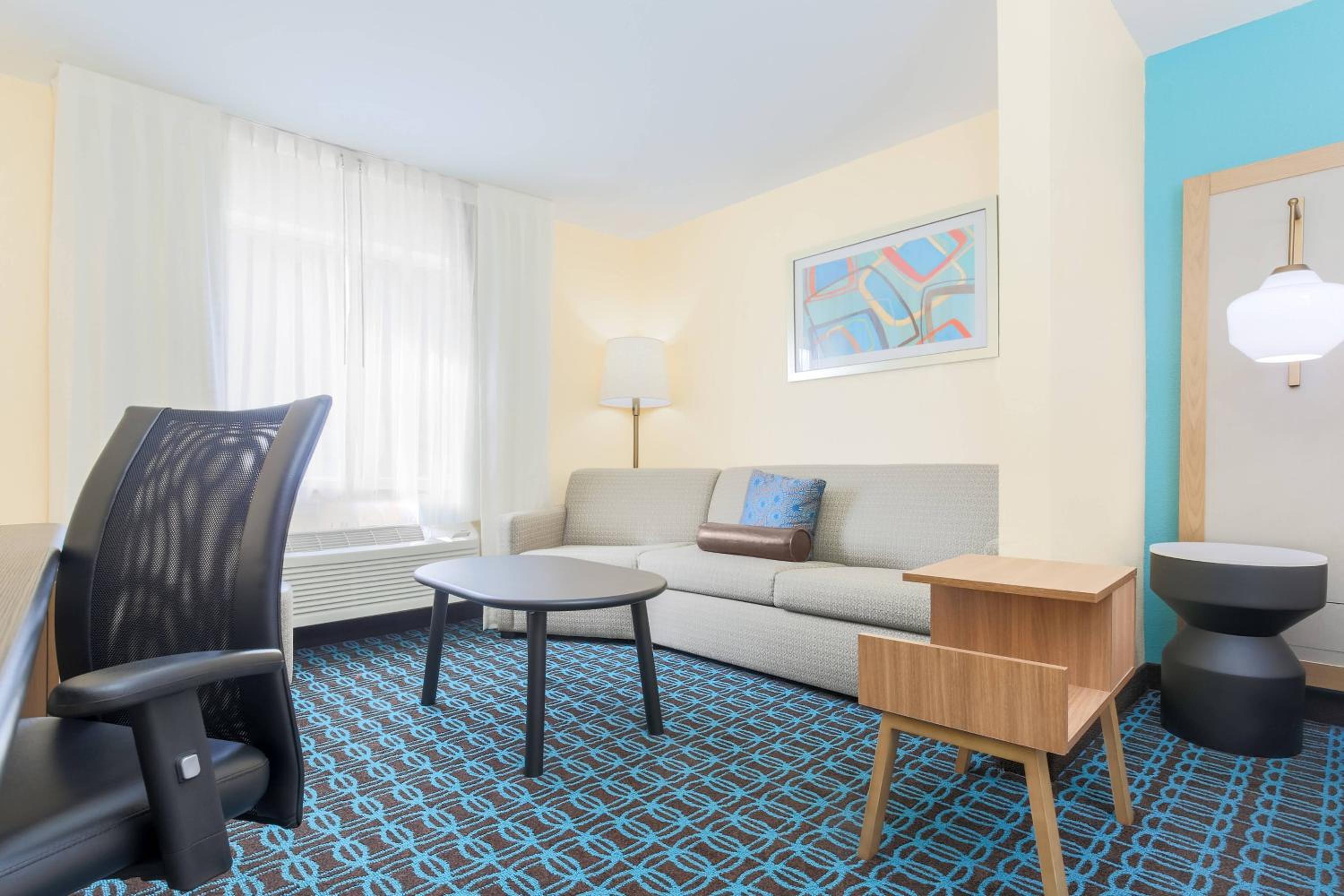 Fairfield Inn  Suites Houston Humble - Property Image 3