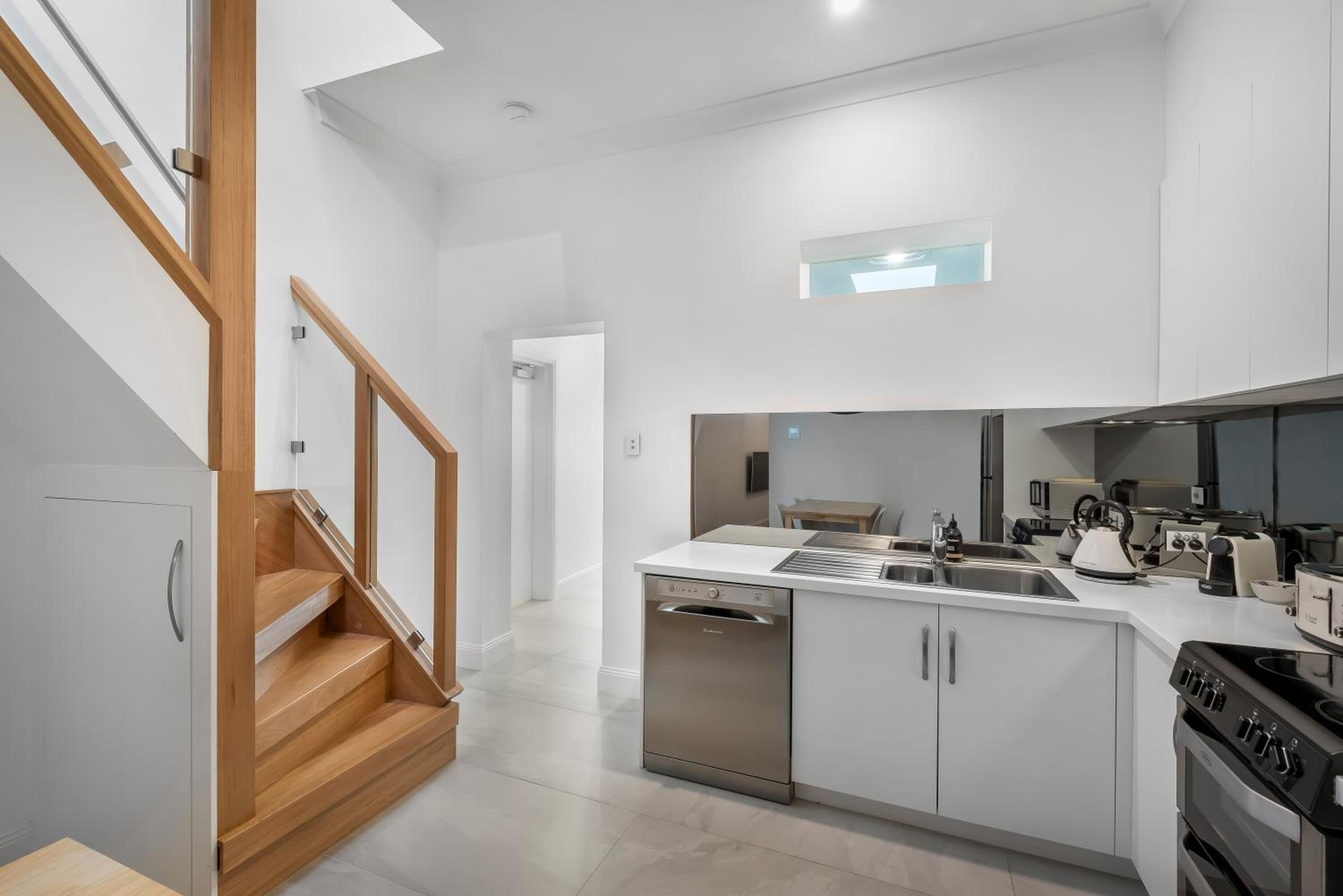 Brisbane Terrace - 3 Bedroom Hobart Inner City - Free Parking