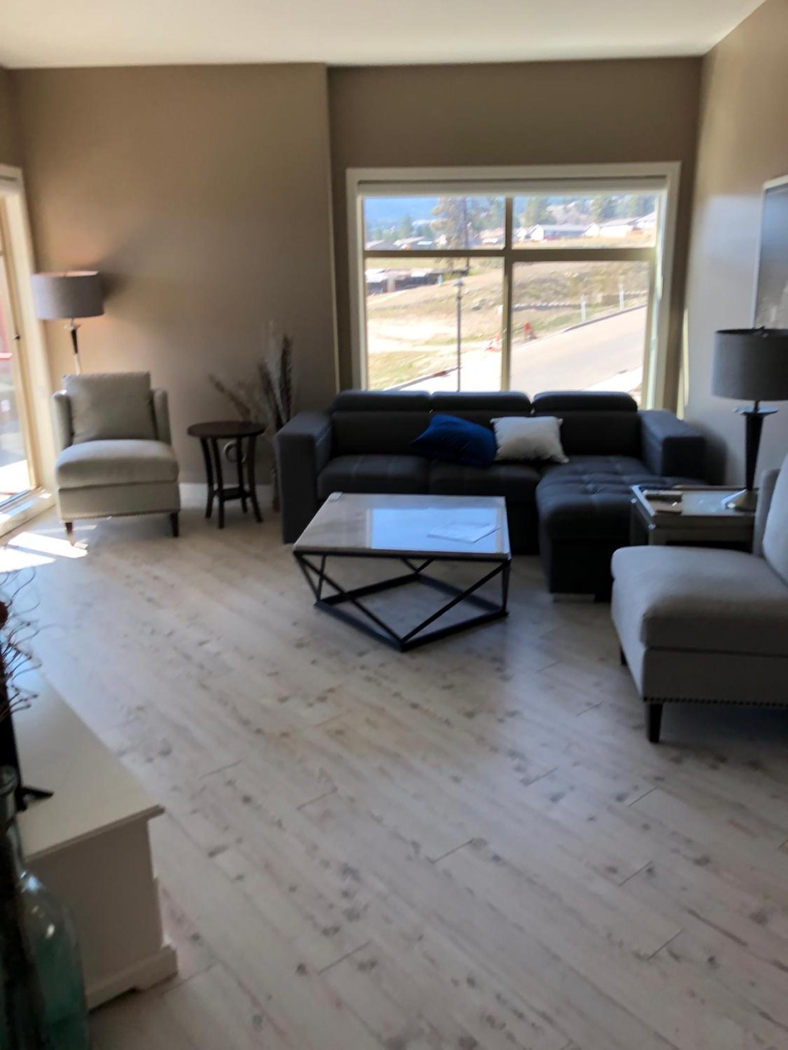 Stay In The Okanagan - Copper Sky, West Kelowna