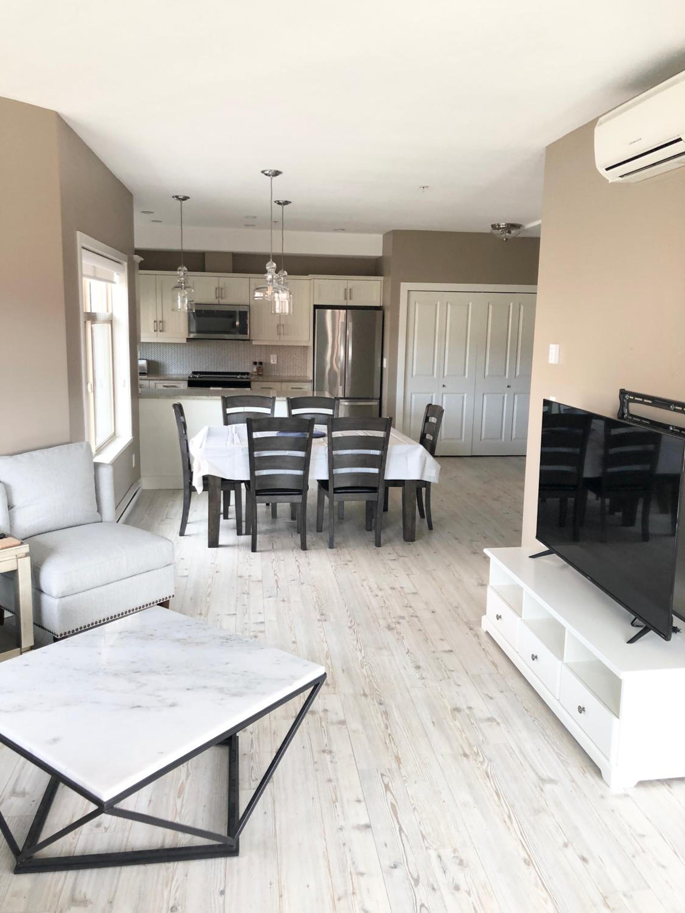 Stay In The Okanagan - Copper Sky, West Kelowna