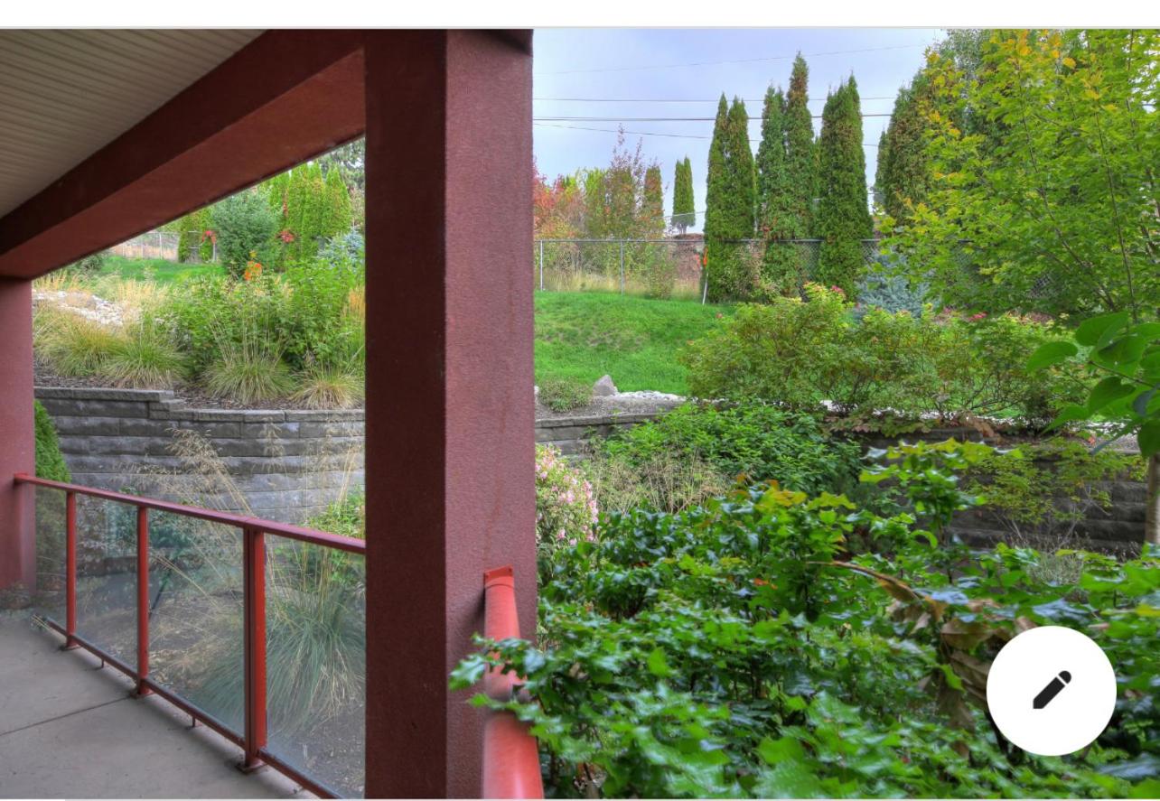 Stay In The Okanagan - Copper Sky, West Kelowna