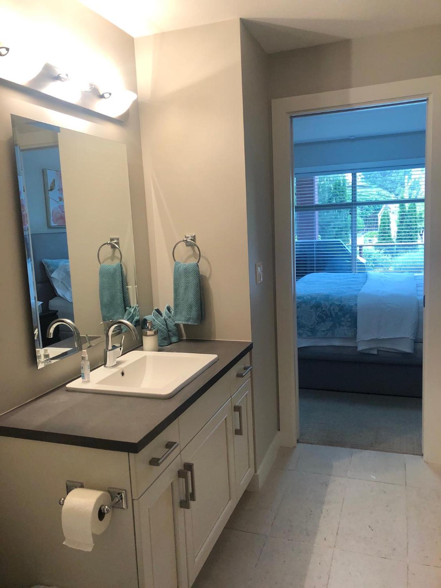 Stay In The Okanagan - Copper Sky, West Kelowna