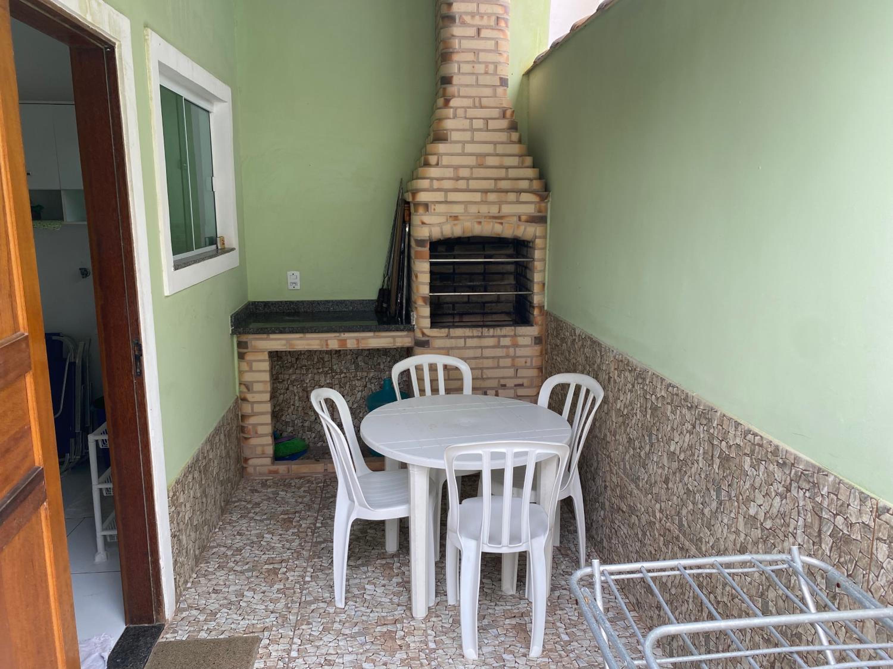 CASAS DUPLEX 2 QUARTOS na beira da praia de Figueira - Arraial do Cabo - RJ - Máx 5 hóspedes com 2 suítes, ou Máx 7 Hóspedes com sala de TV e churrasqueira