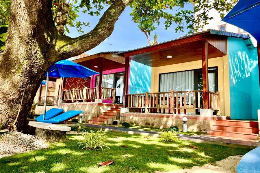 Orange Resort