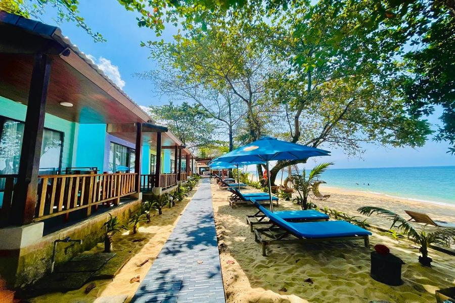 Orange Resort