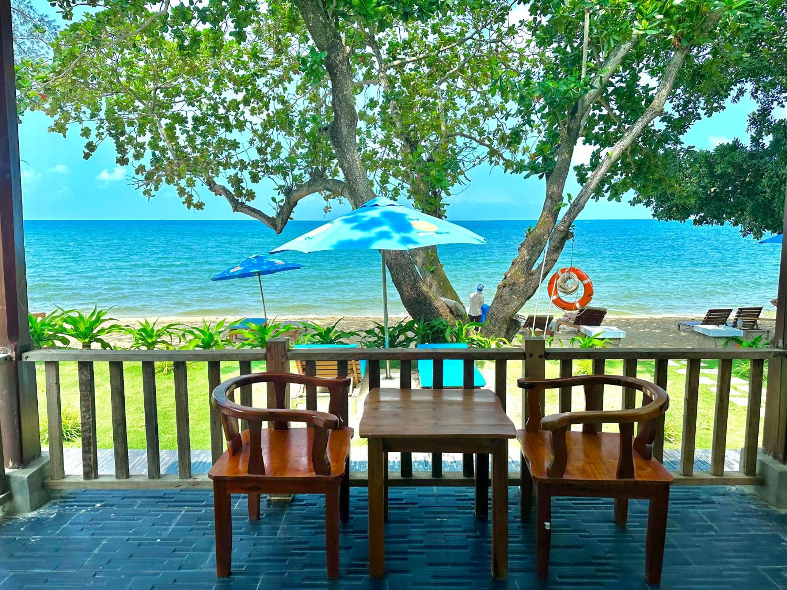 Orange Resort