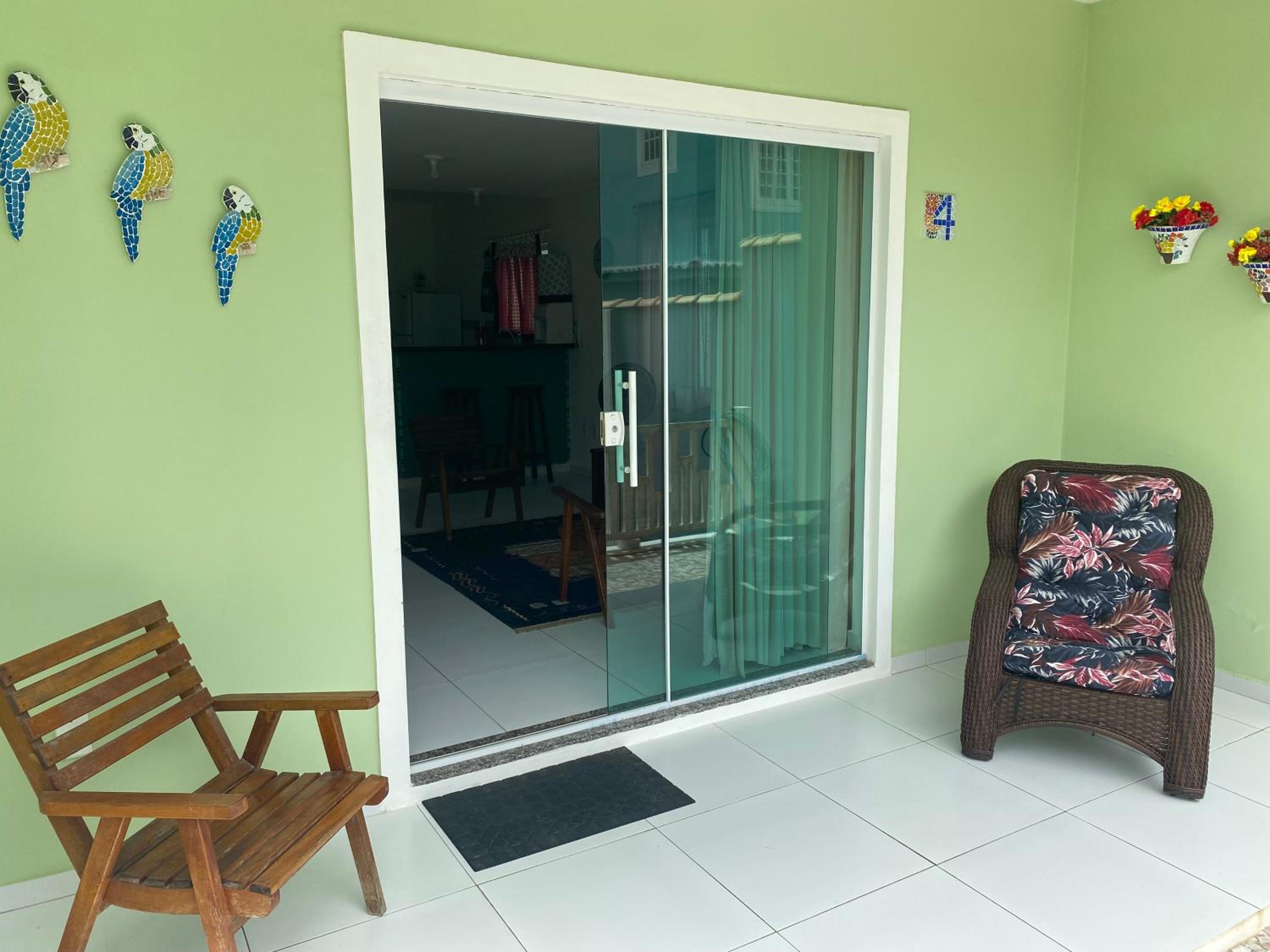 CASAS DUPLEX 2 QUARTOS na beira da praia de Figueira - Arraial do Cabo - RJ - Máx 5 hóspedes com 2 suítes, ou Máx 7 Hóspedes com sala de TV e churrasqueira