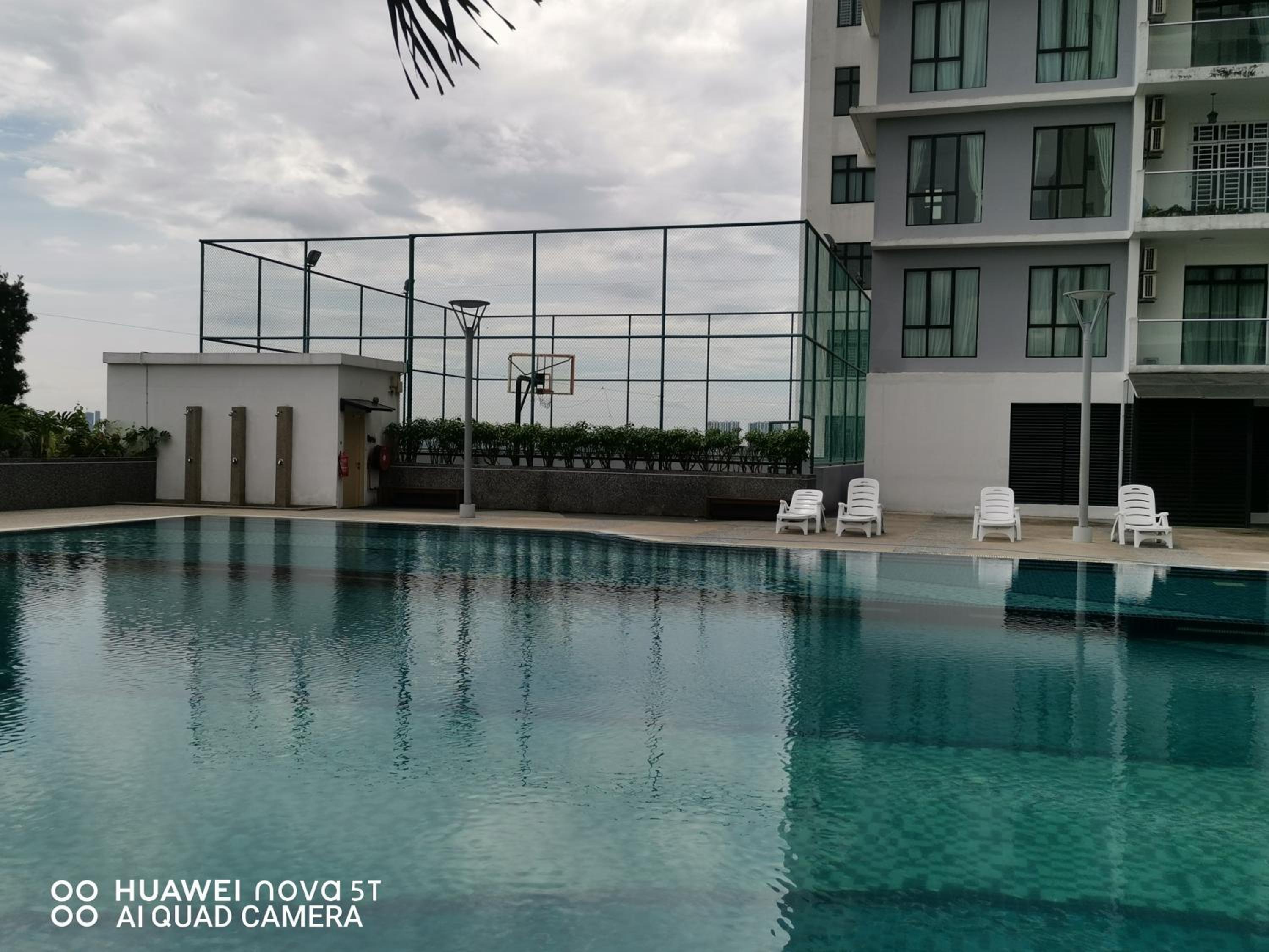 Platino Aparment @ Paradigm Mall