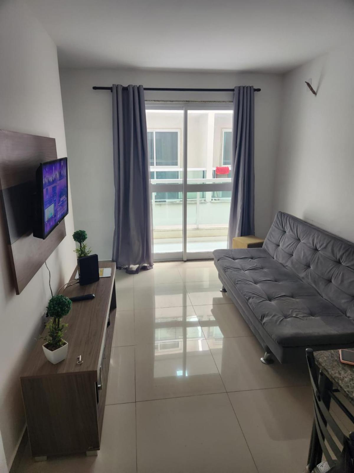 Apartamento 2 quartos à 6 minutos da praia (andando)