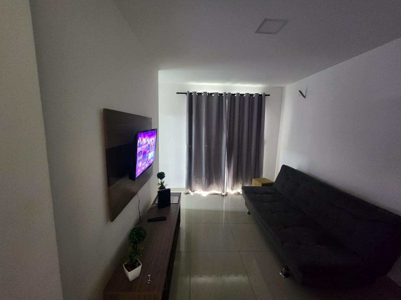 Apartamento 2 quartos à 6 minutos da praia (andando)