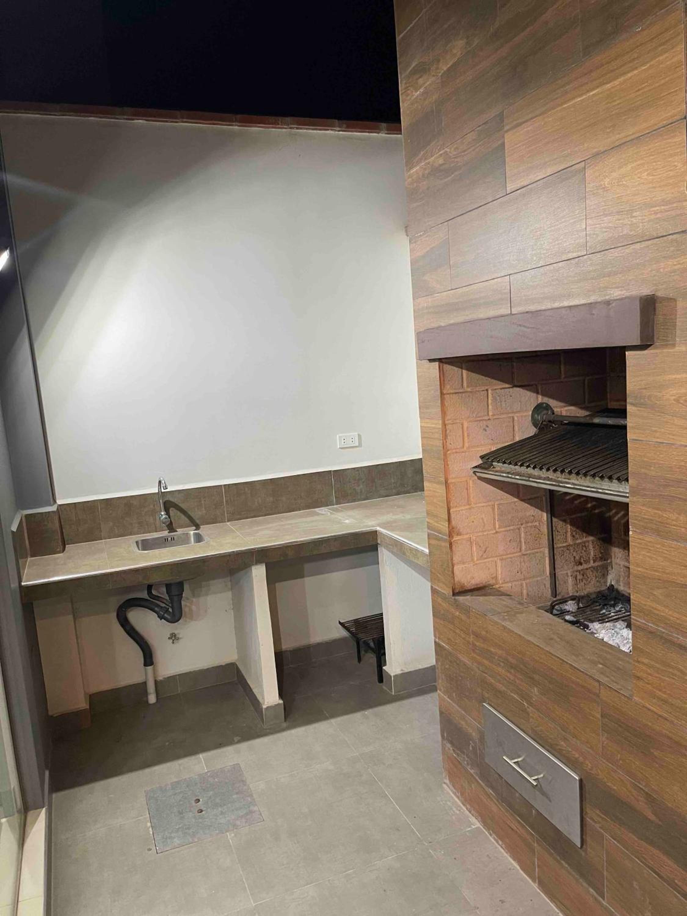 Hermosa Casa Minimalista cerca a la Naturaleza