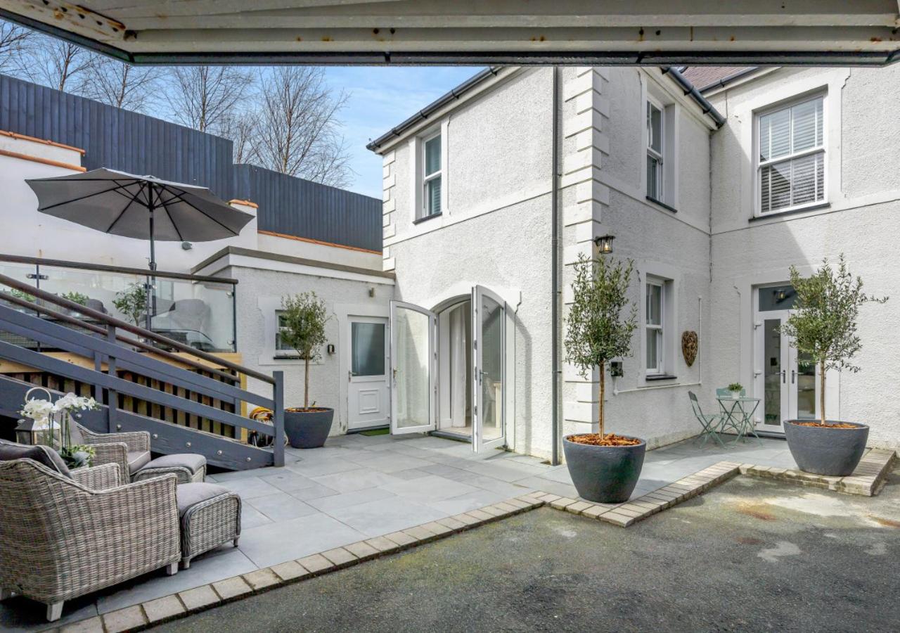 6 Bed in Pwllheli oc-argrai