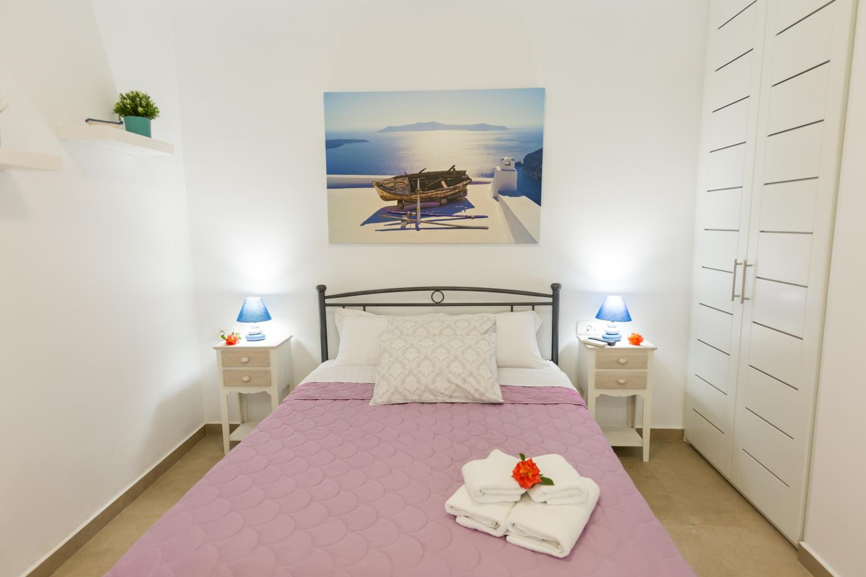 Sunrise Apartment Santorini