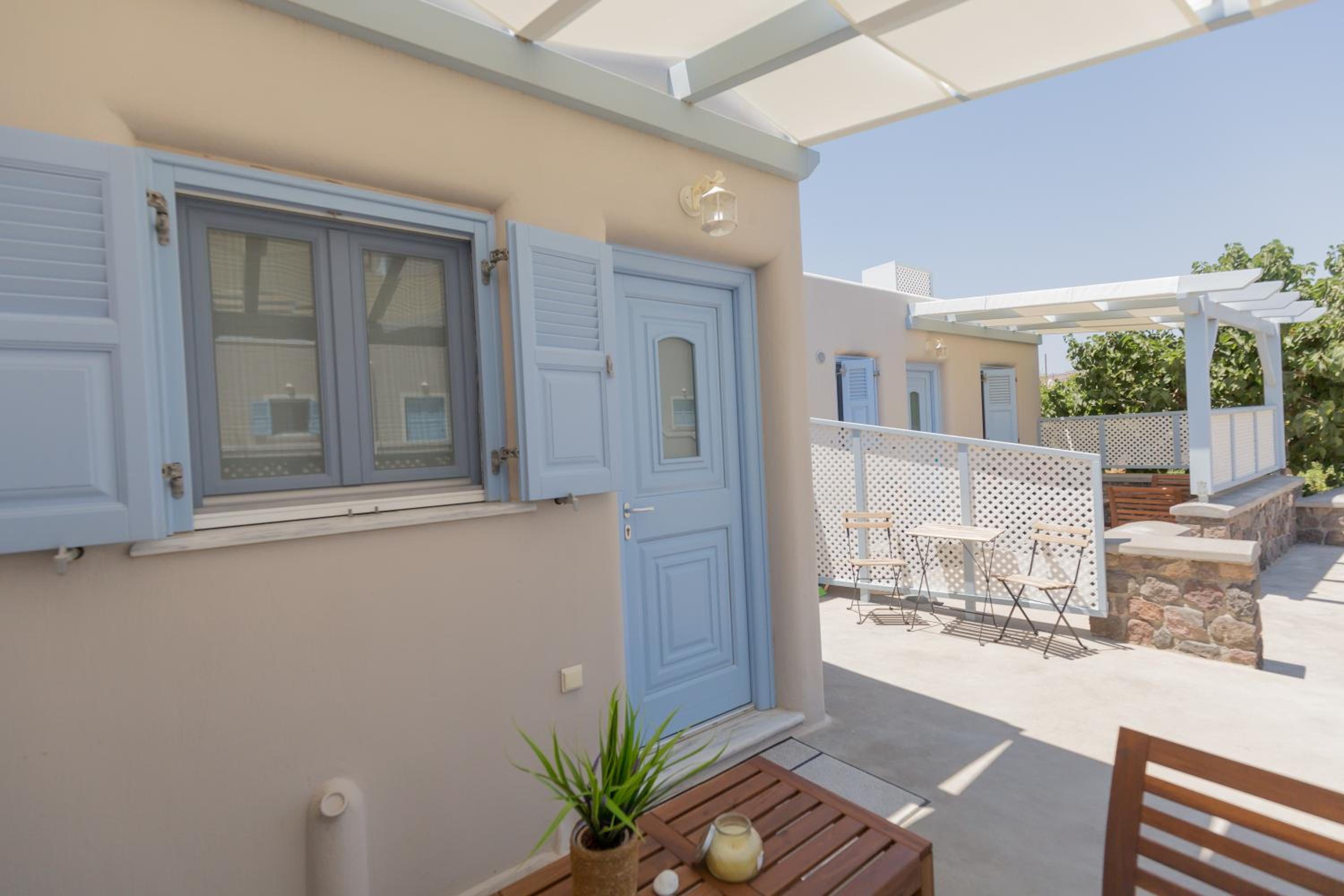 Sunrise Apartment Santorini