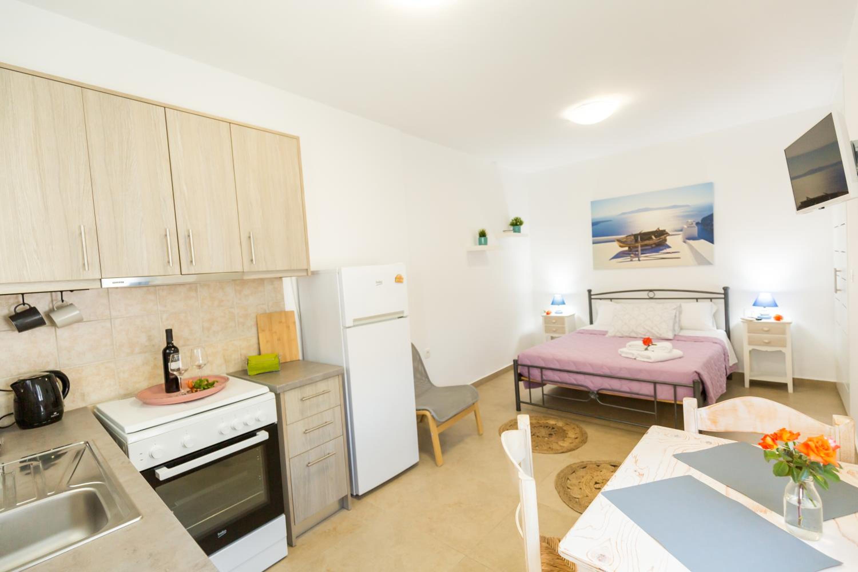 Sunrise Apartment Santorini