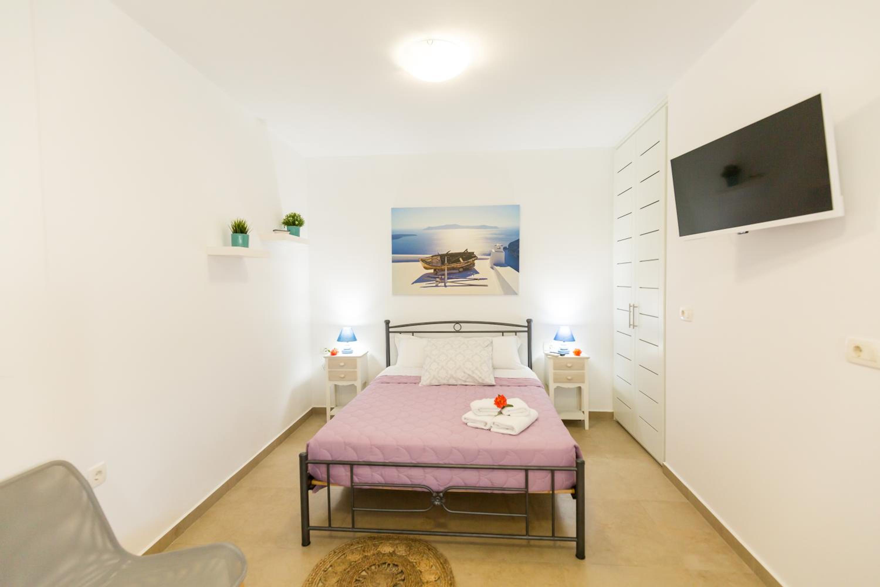 Sunrise Apartment Santorini