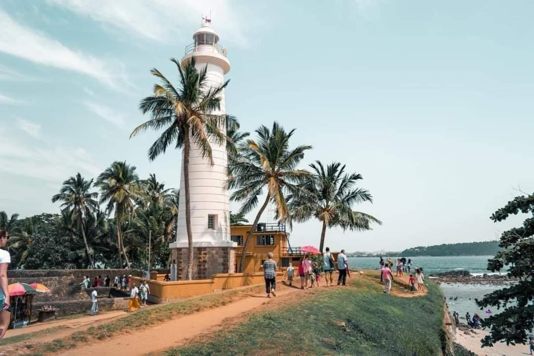 DiNi Galle