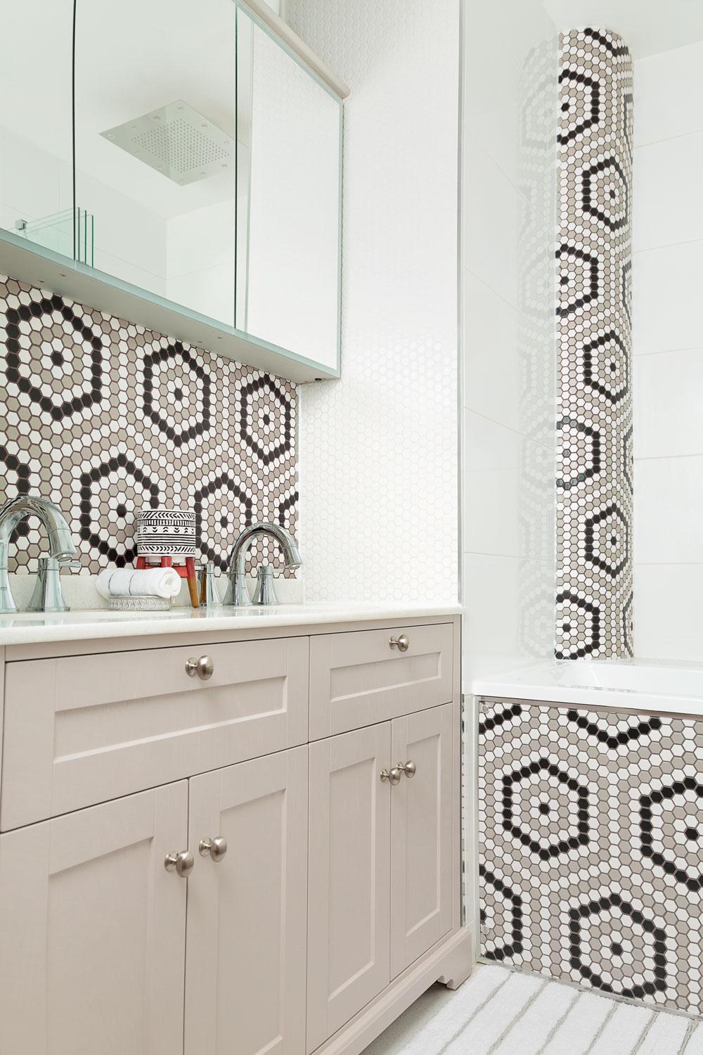 Newly refurbished 2-bedroom flat in Notting Hill