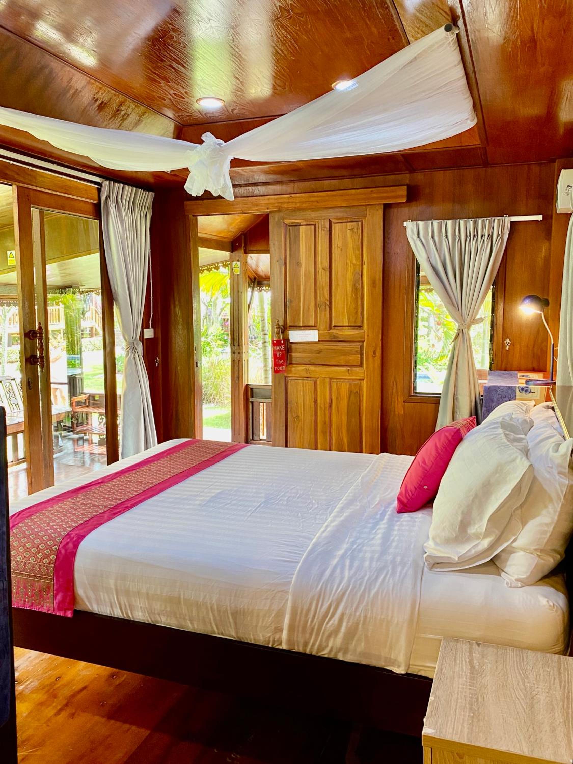Thai House Resort