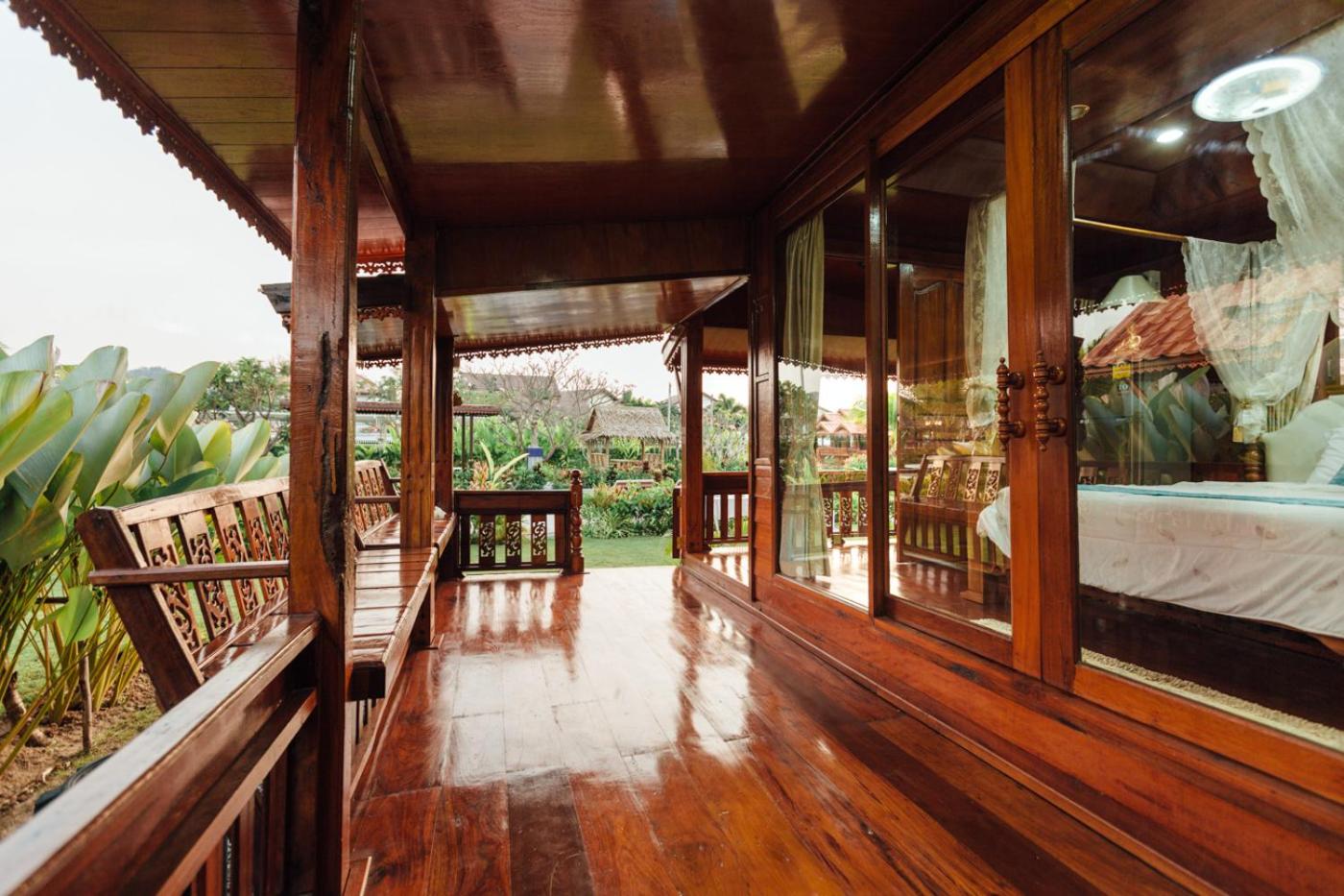 Thai House Resort