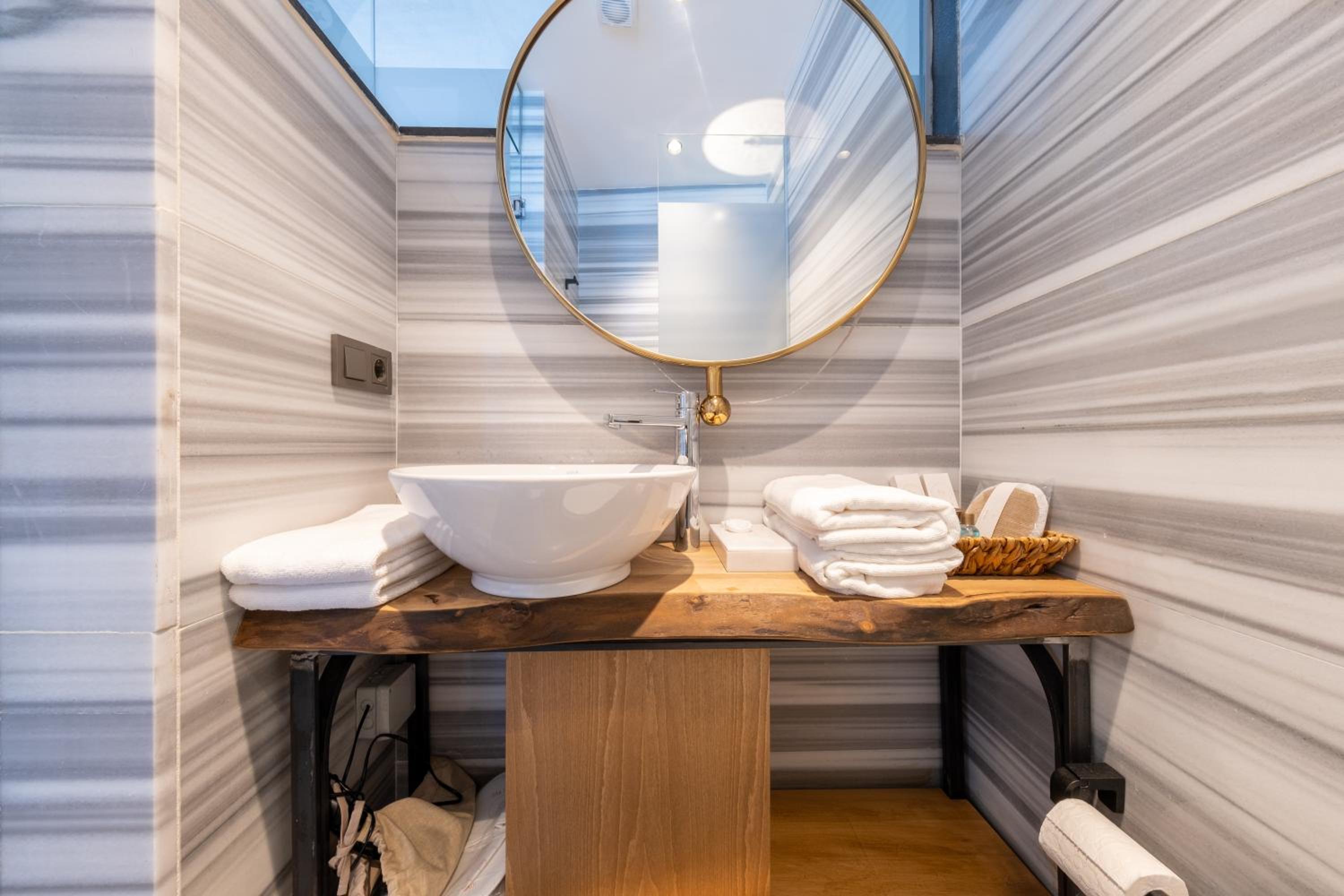 Hotel Balo - Image 57