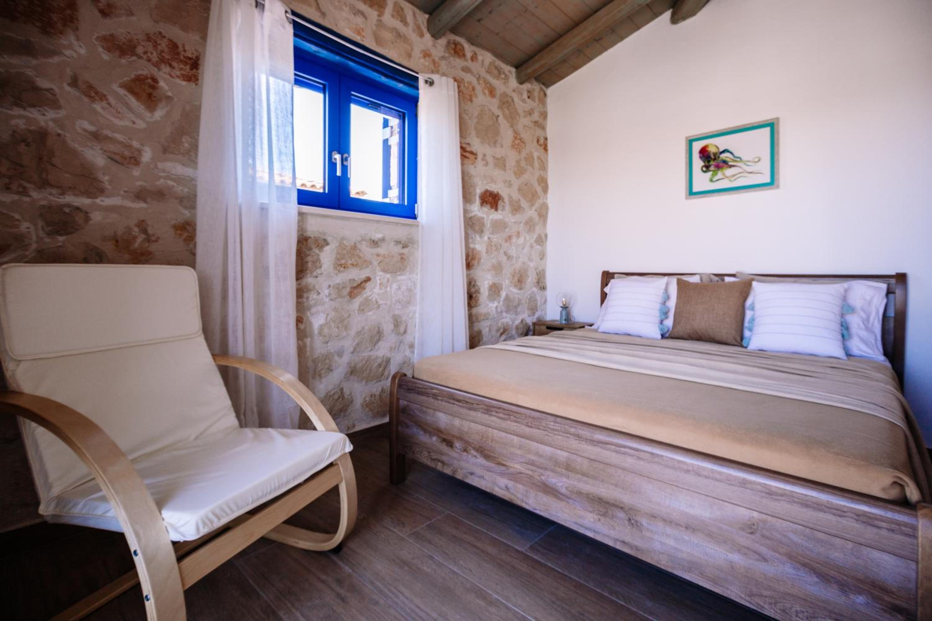 Villa Rosemarie - Luxurious Villa with Pool Just Steps Away from the Sea By Villa Mana Gers