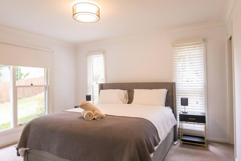 The Grange country retreat, with a birds eye view!