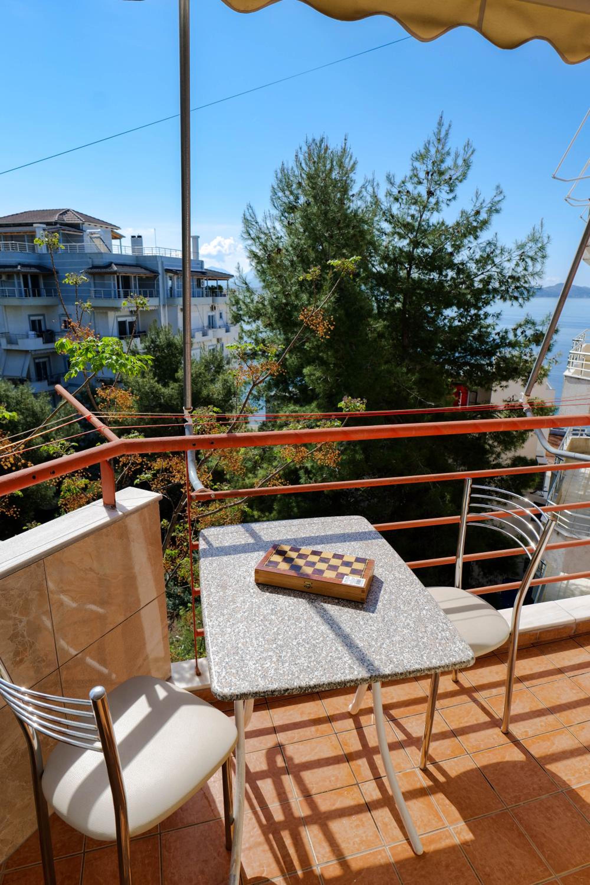 Urban GatAway Apartment